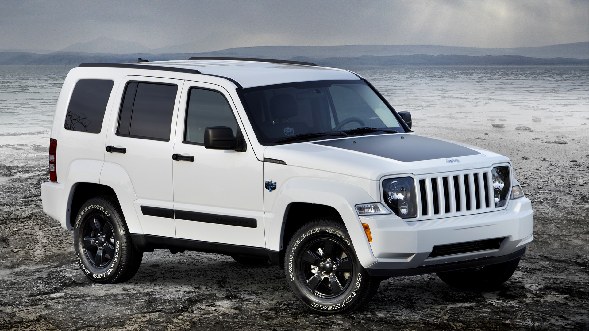 Jeep Liberty Arctic and HD Image
