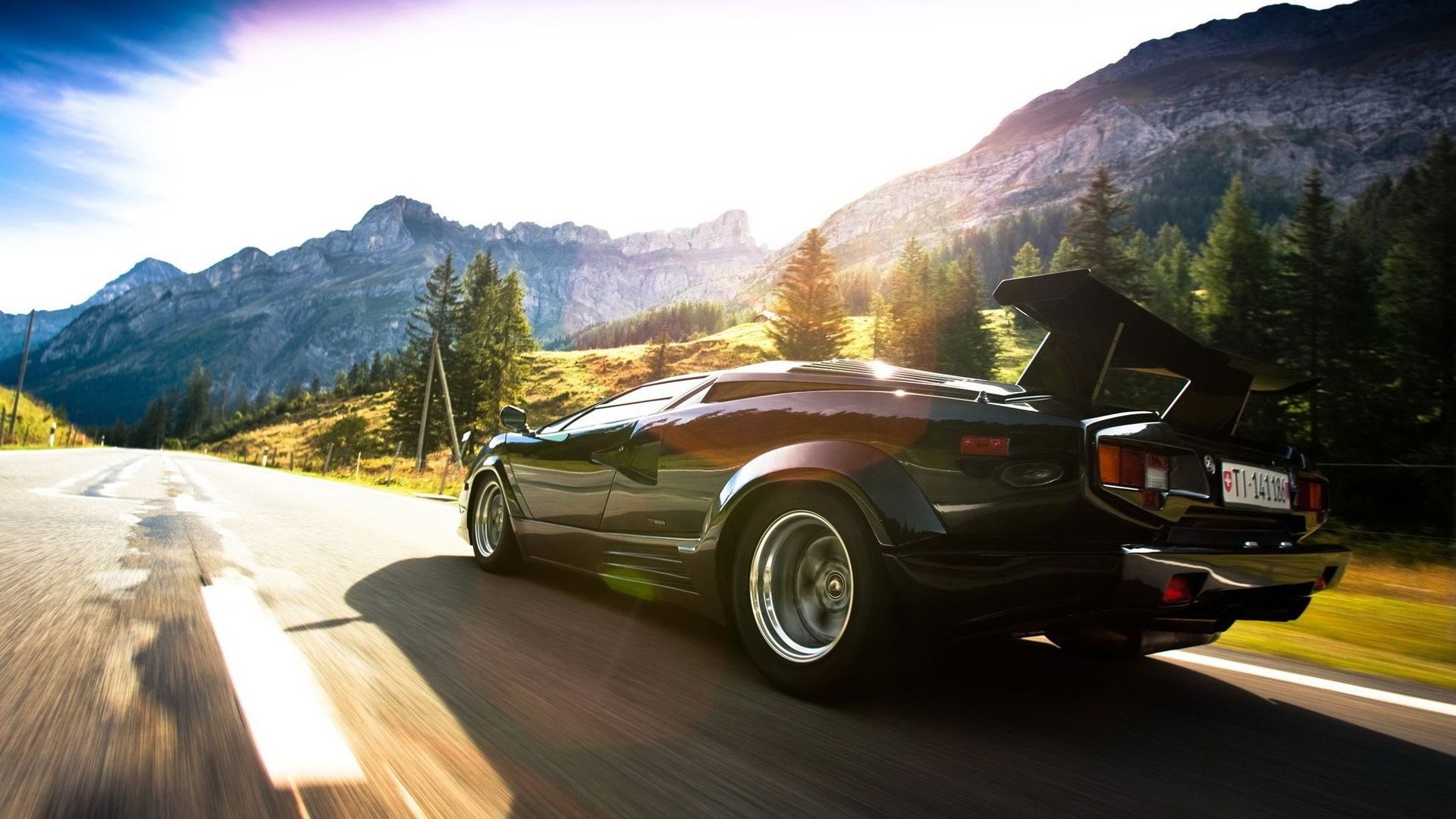 Cars: Old Black Lamborghini, picture nr. 60787