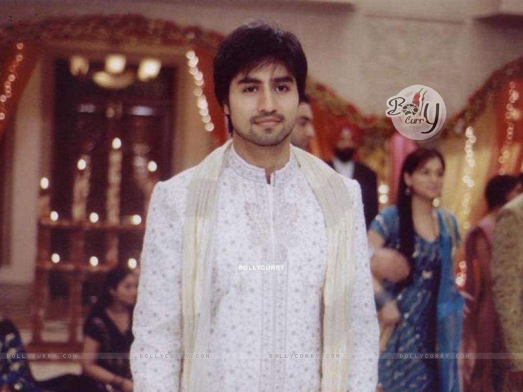 Wallpaper Chopra in tv show Kis Desh Mein Hai Meraa Dil size:1024x768