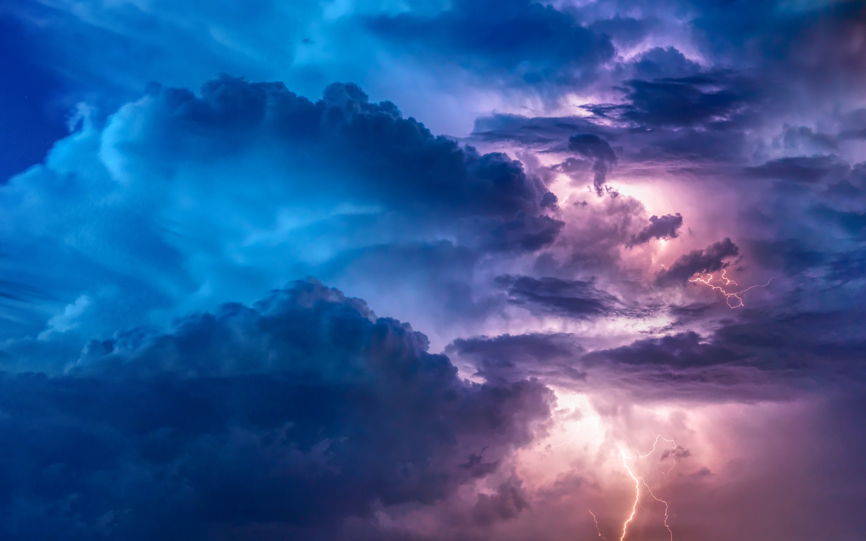 Thunderstorm Wallpaper 4K, Lightning, Flashing, Stormy Clouds, Bad Weather, Nature