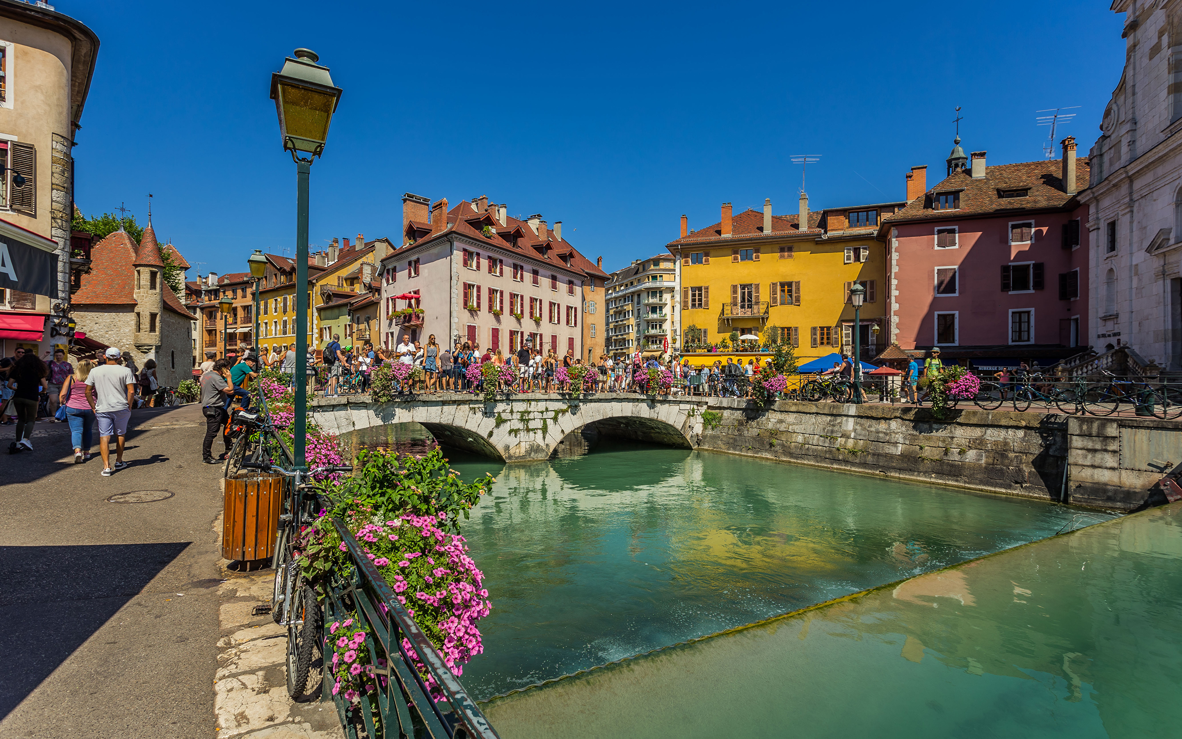 Desktop Wallpaper France Annecy bridge Rivers Street 3840x2400