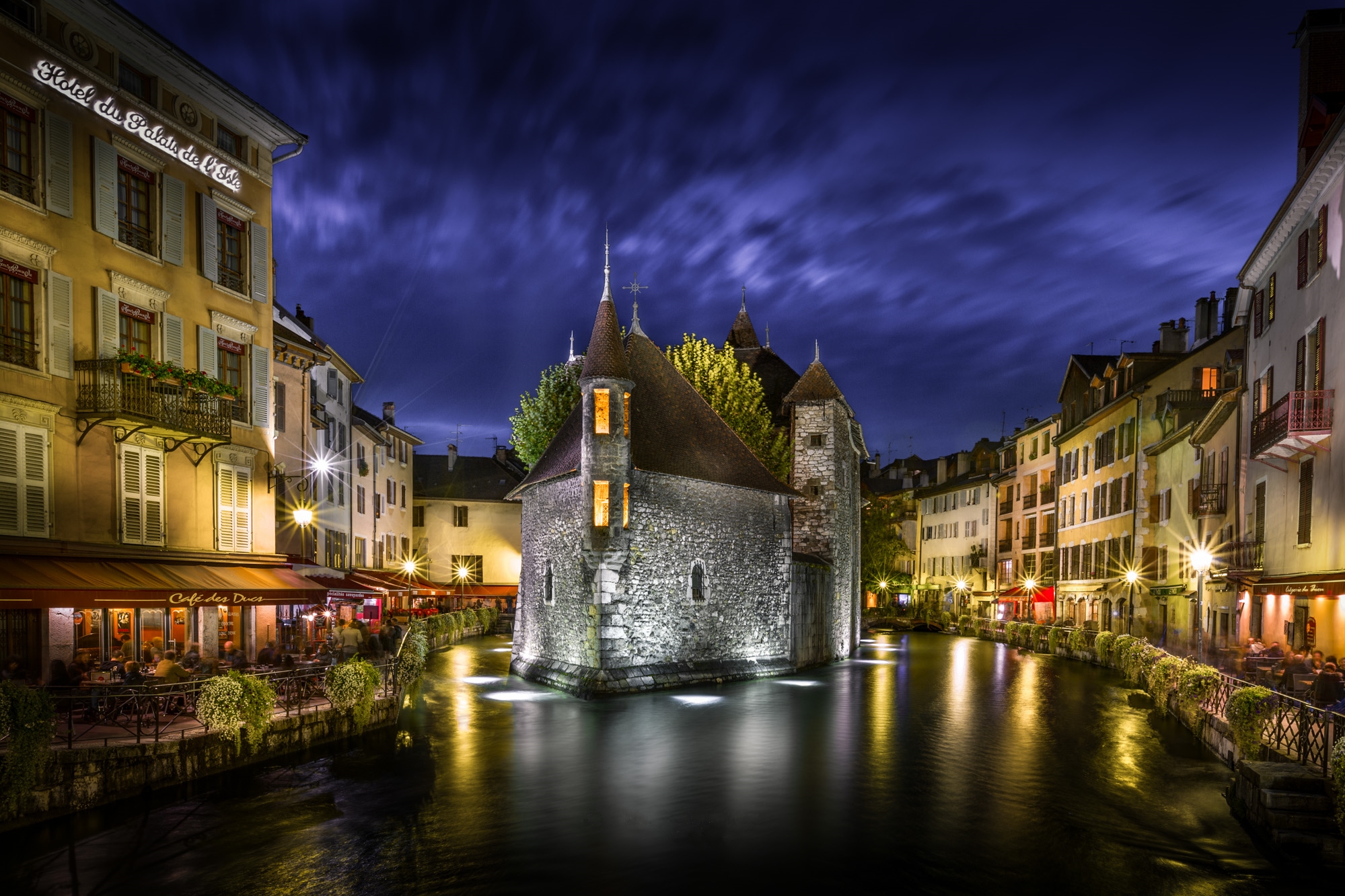 Hotel France Canal Night House Annecy Palais De Lisle Wallpaper:1999x1333