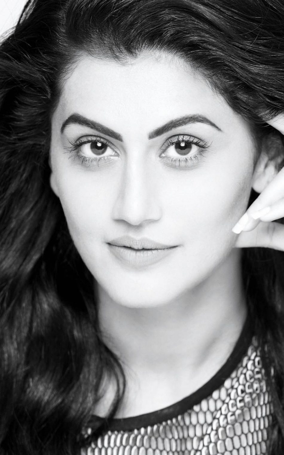 Tapsee Pannu . Tapsee Pannu 10 Bollywood Hungama, Taapsee Pannu HD wallpaper  | Pxfuel