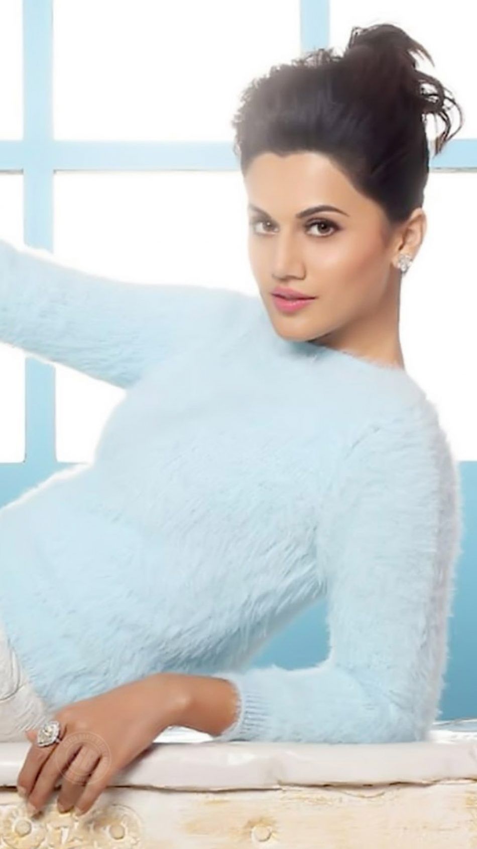 Taapsee Pannu Gorgeous 2018 Photohoot 4K Ultra HD Mobile Wallpaper. Photohoot, Taapsee pannu, Gorgeous
