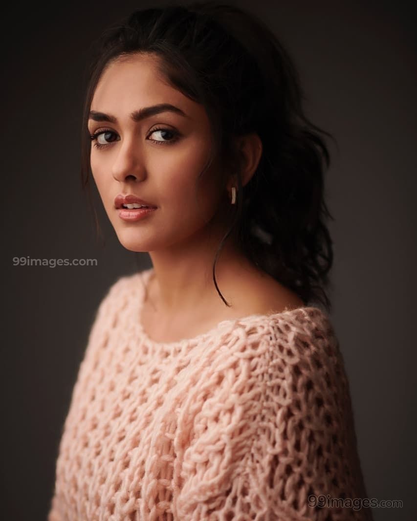 Mrunal Thakur Beautiful HD Photohoot Stills & Mobile Wallpaper HD (1080p) -. Mobile wallpaper, HD wallpaper for mobile, iPhone wallpaper inspirational