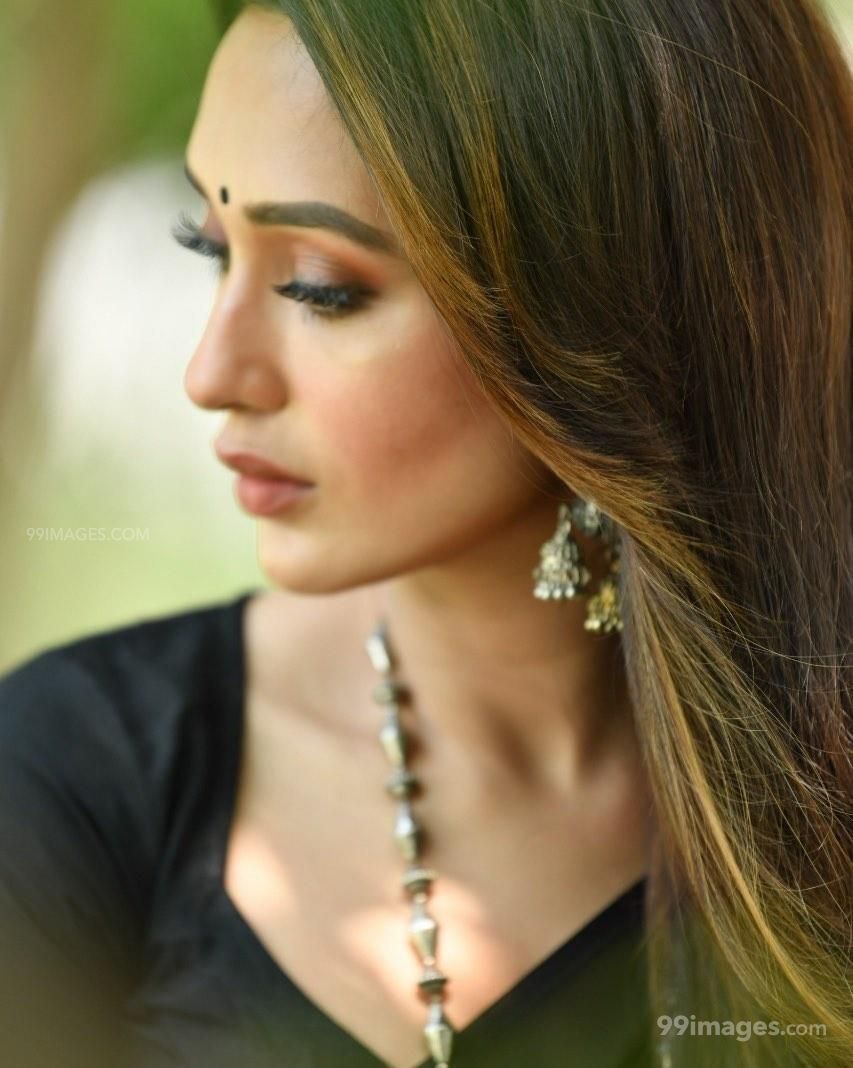Mimi Chakraborty HD Wallpaper (Desktop Background / Android / iPhone) (1080p, 4k) (853x1068)