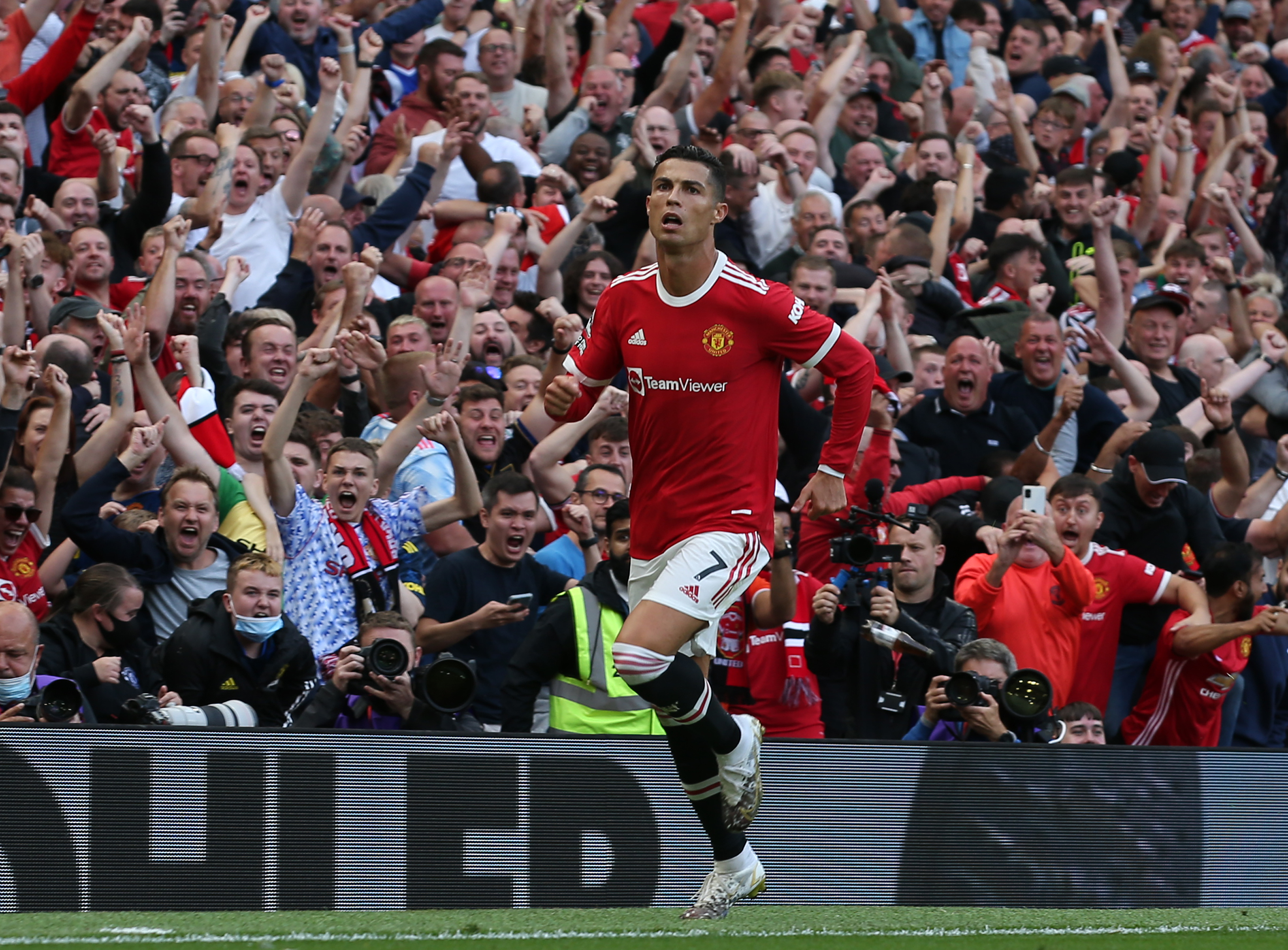 Juventus chief reacts to Cristiano Ronaldo's sensational Man Utd debut