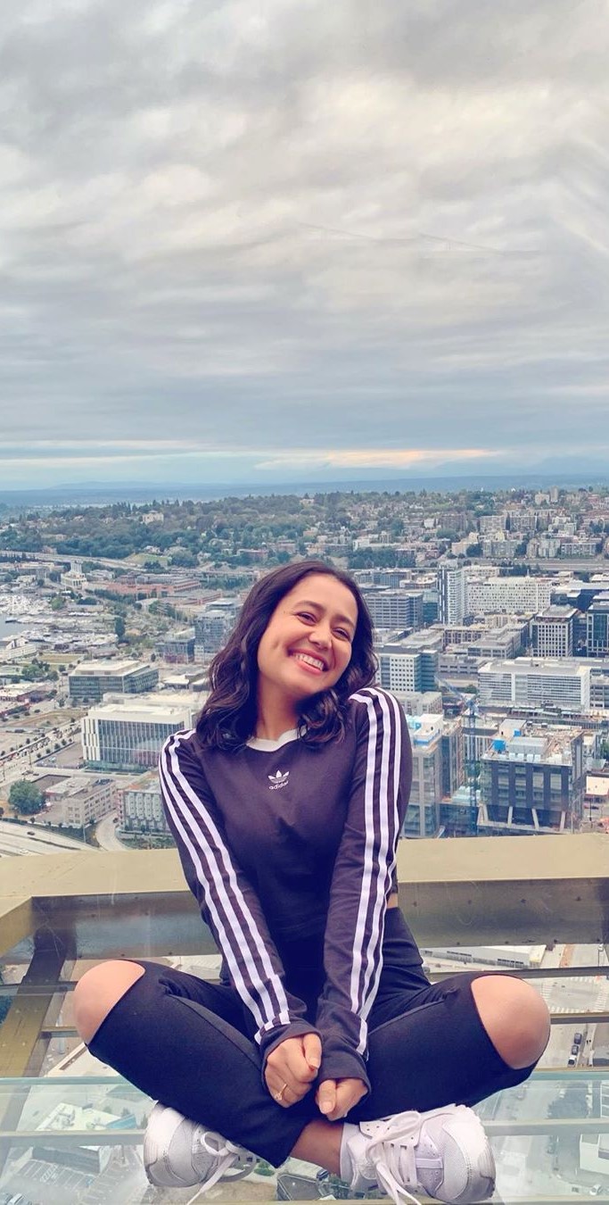 Neha kakkar Wallpaper -K Background Download [80 HD]