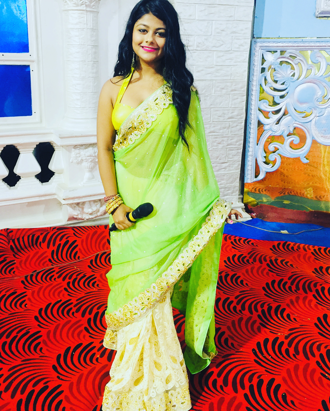 Tv actress Pallavi Mukherjee hot Bikini