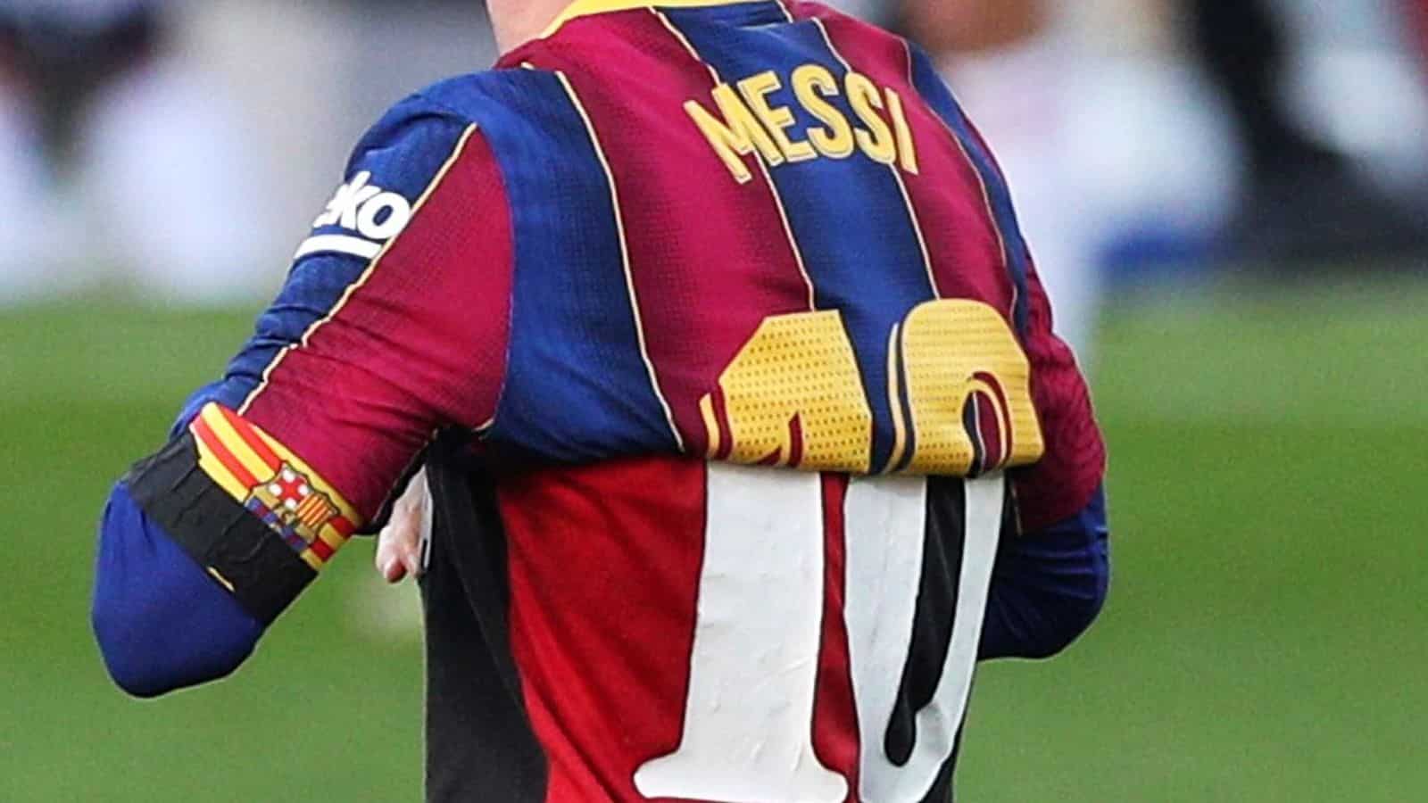 Lionel Messi fined $720 for paying tribute to Maradona