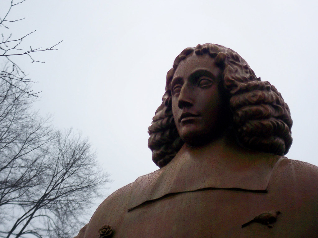 Baruch de Spinoza. Amsterdam builds a statue for the cities