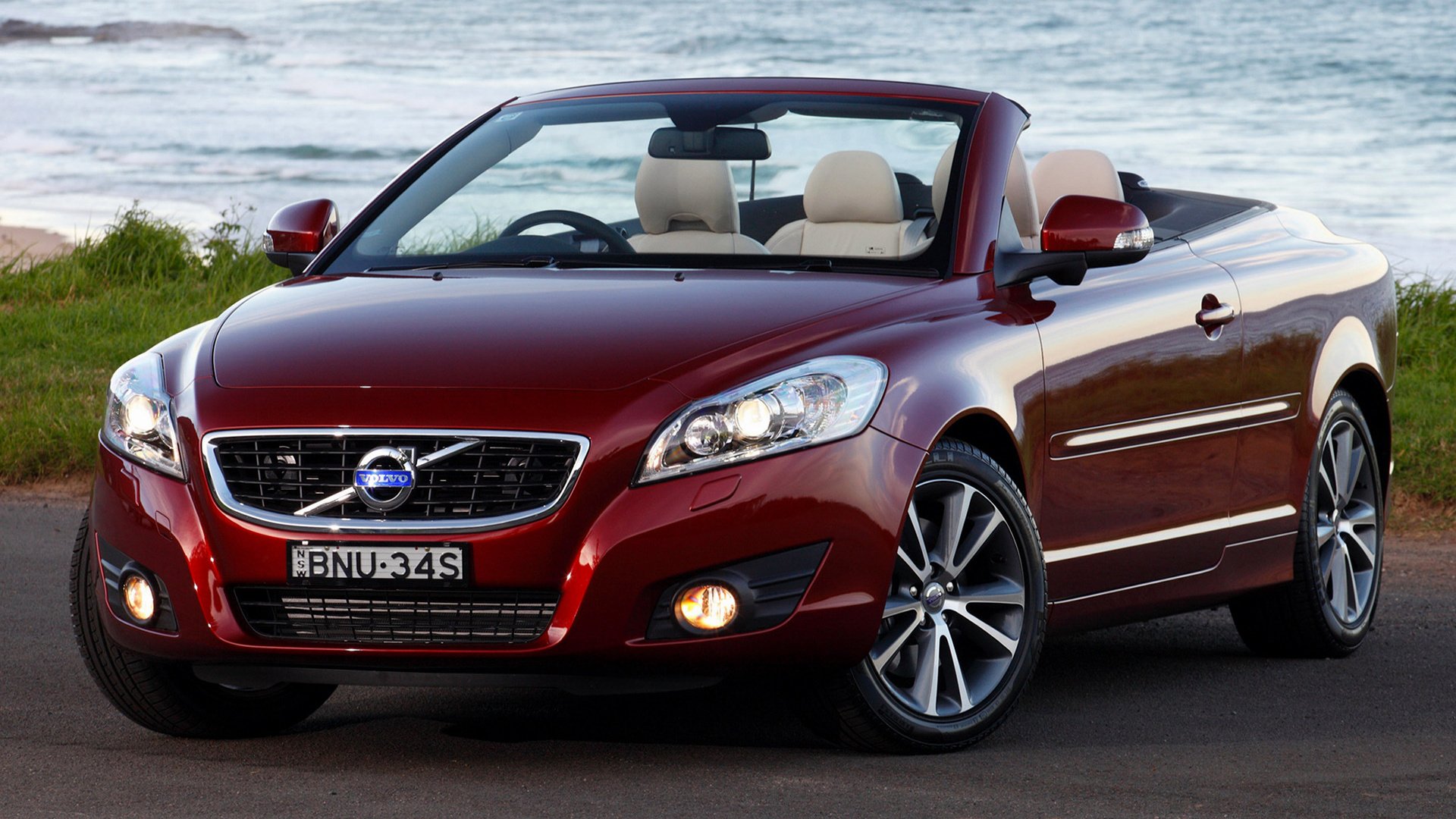 Volvo C70 HD Wallpaper
