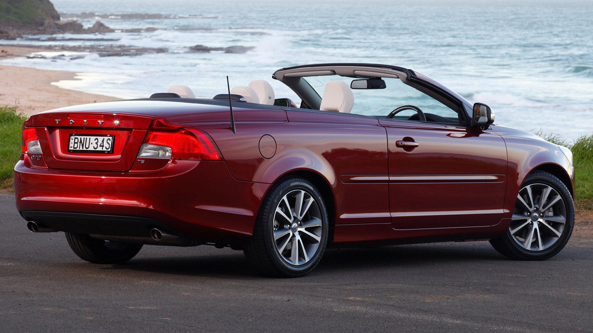 Volvo C70 HD Wallpaper