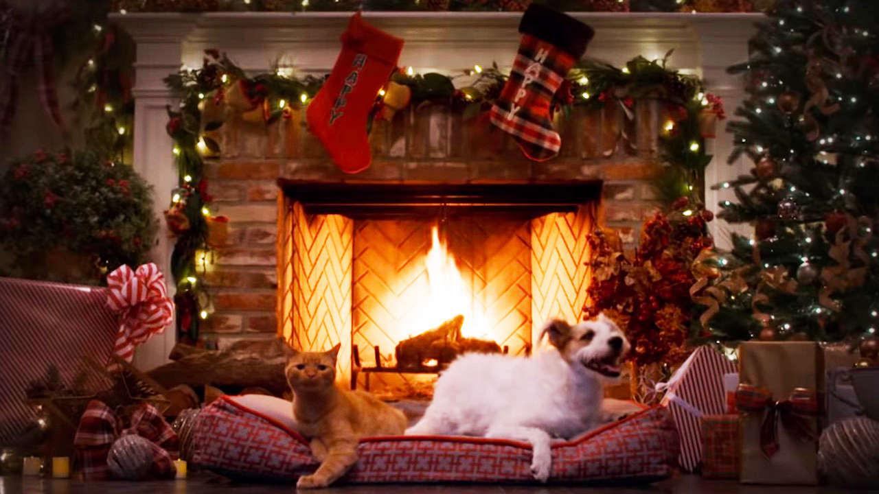 The 10 Best Netflix And Other Streaming Fireplaces For The Holidays