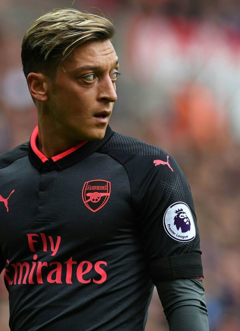 Mesut Ozil Wallpaper HD for Android