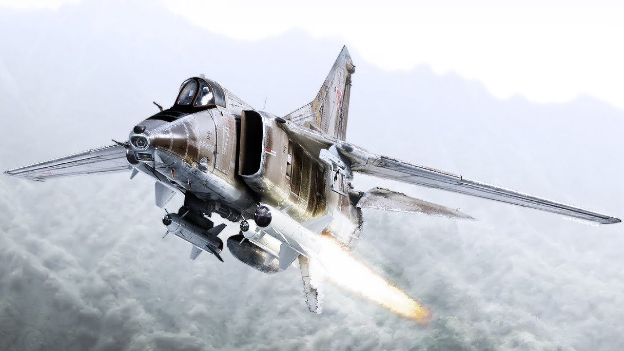 MiG 27 Fighter Bomber CAS Loadouts & New Targeting Mechanics (War Thunder Direct Hit 1st Dev Server)