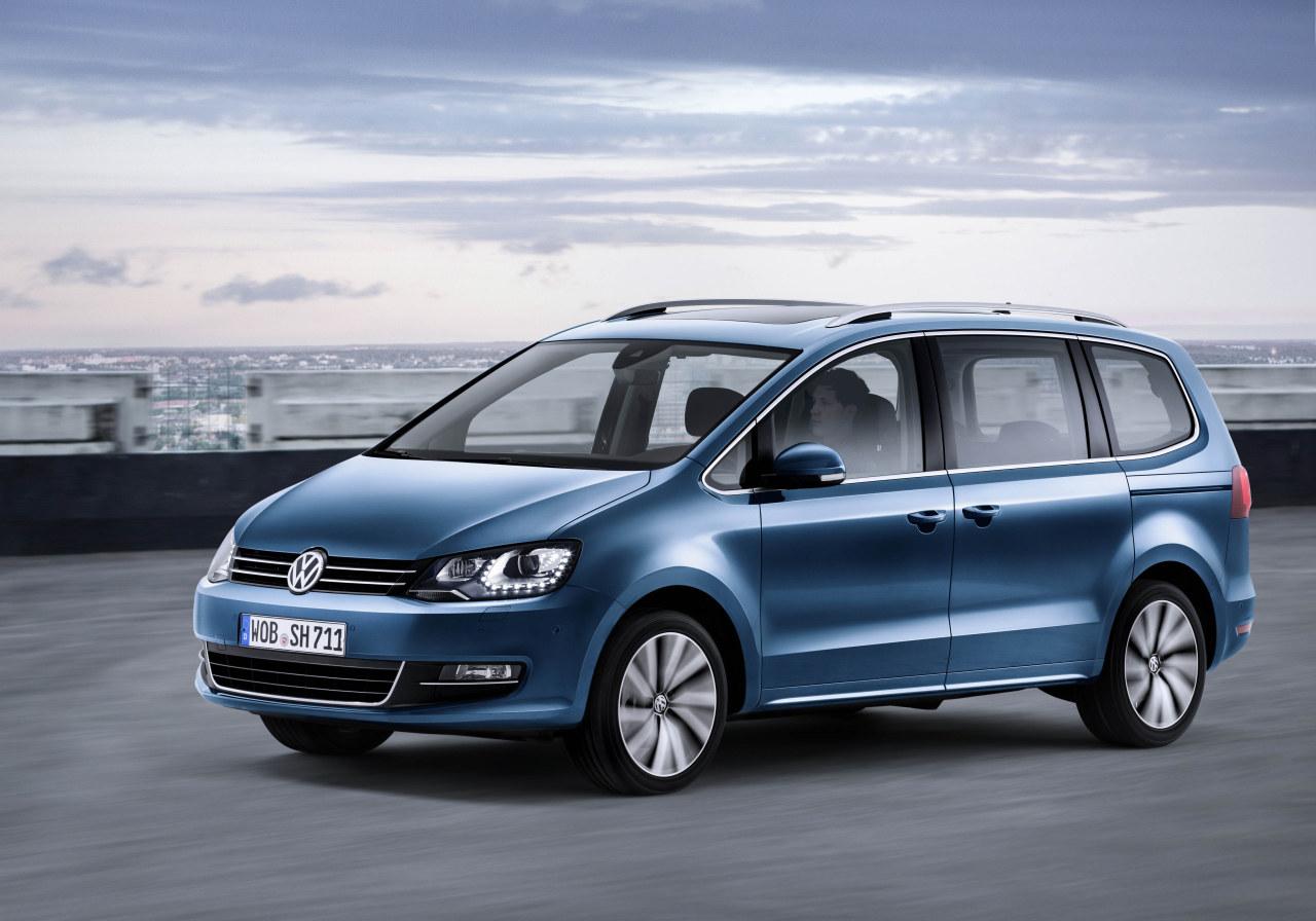 Live Photo: 2015 VW Sharan Facelift Gets New Engines, CarPlay and LED Taillights