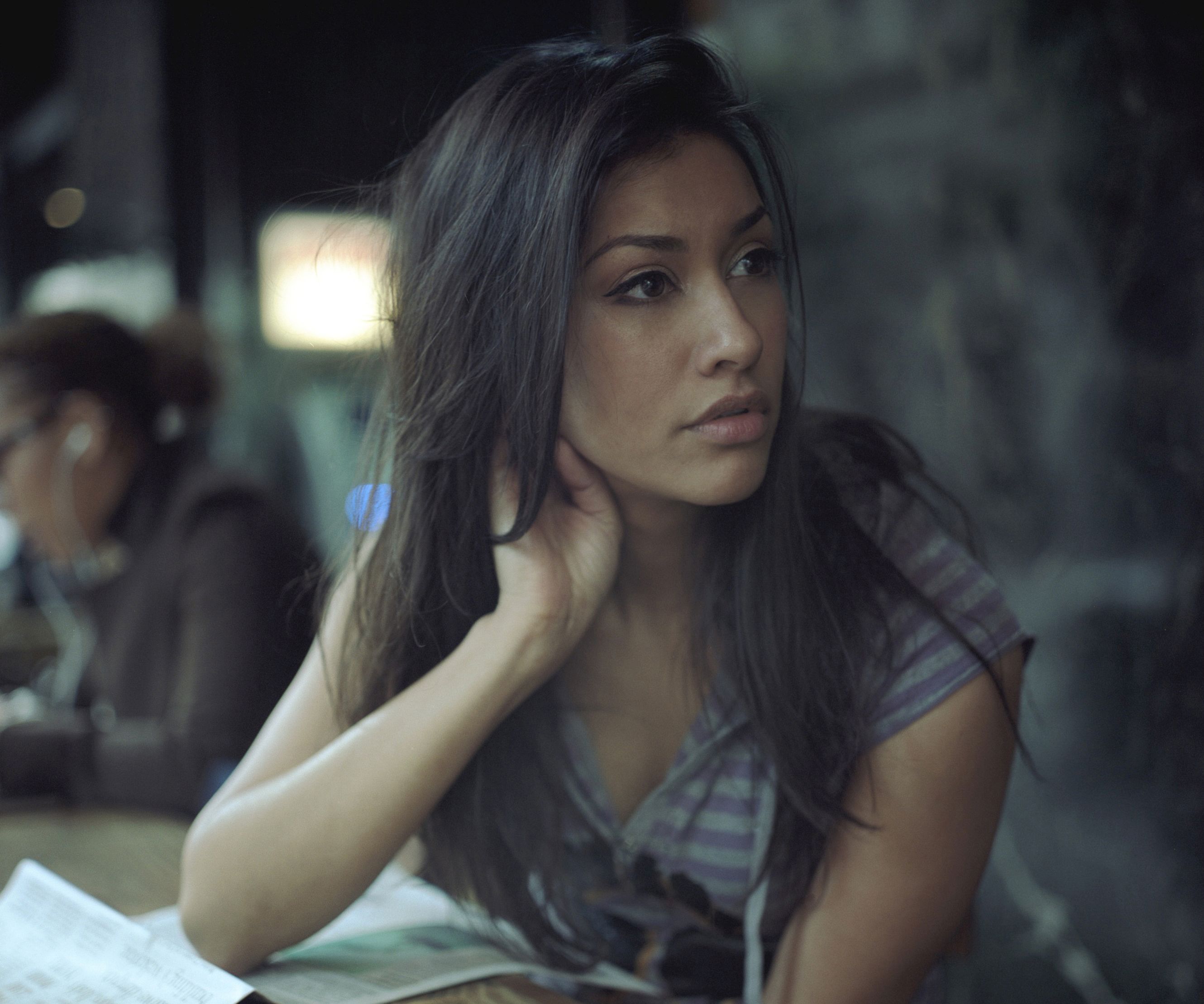 Janina Gavankar HD Wallpaper