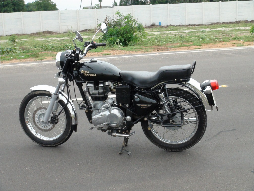 Bullet 350 Wallpaper HD Wallpaper