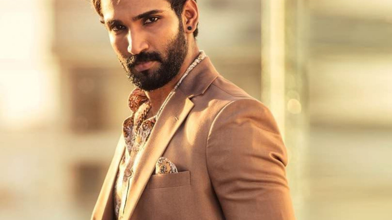 Aadhi Pinisetty Photo: 05