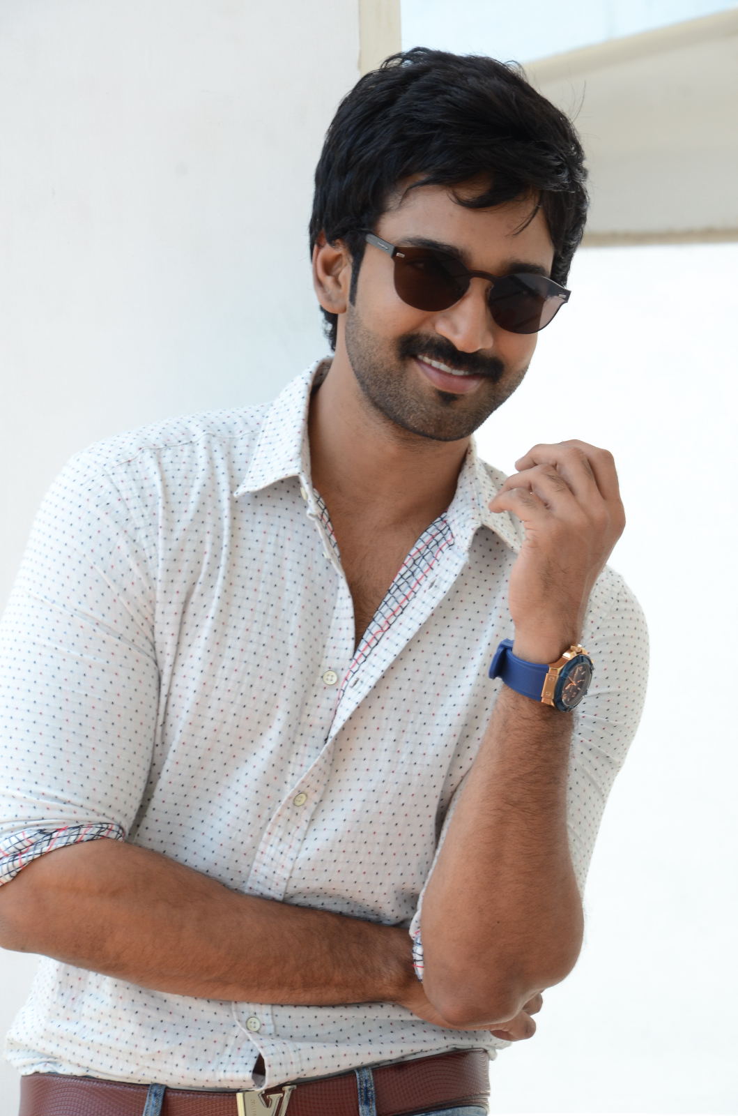 Aadhi Photo, Picture, Wallpaper