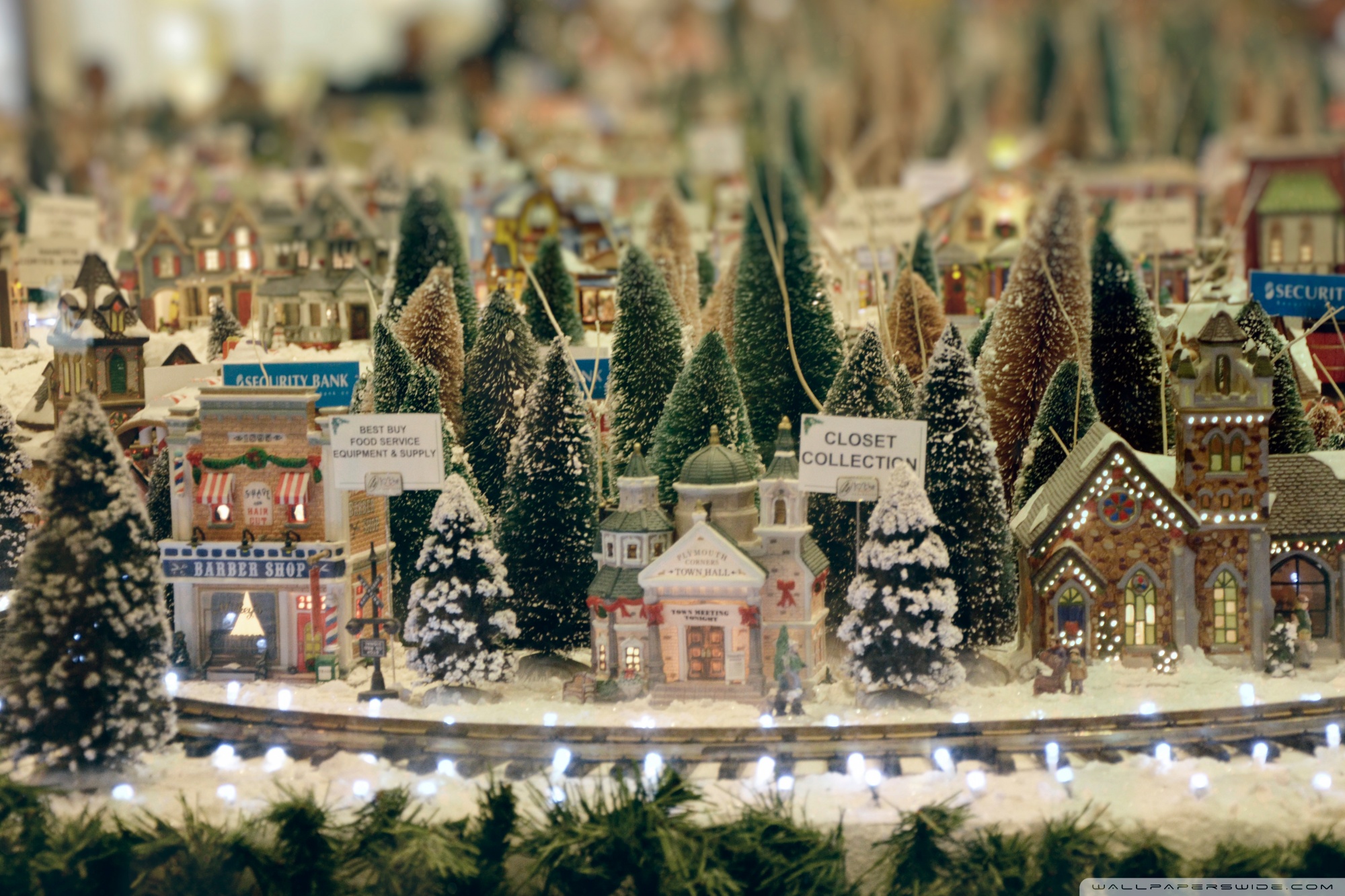 Little Christmas Ultra HD Desktop Background Wallpaper for: Tablet