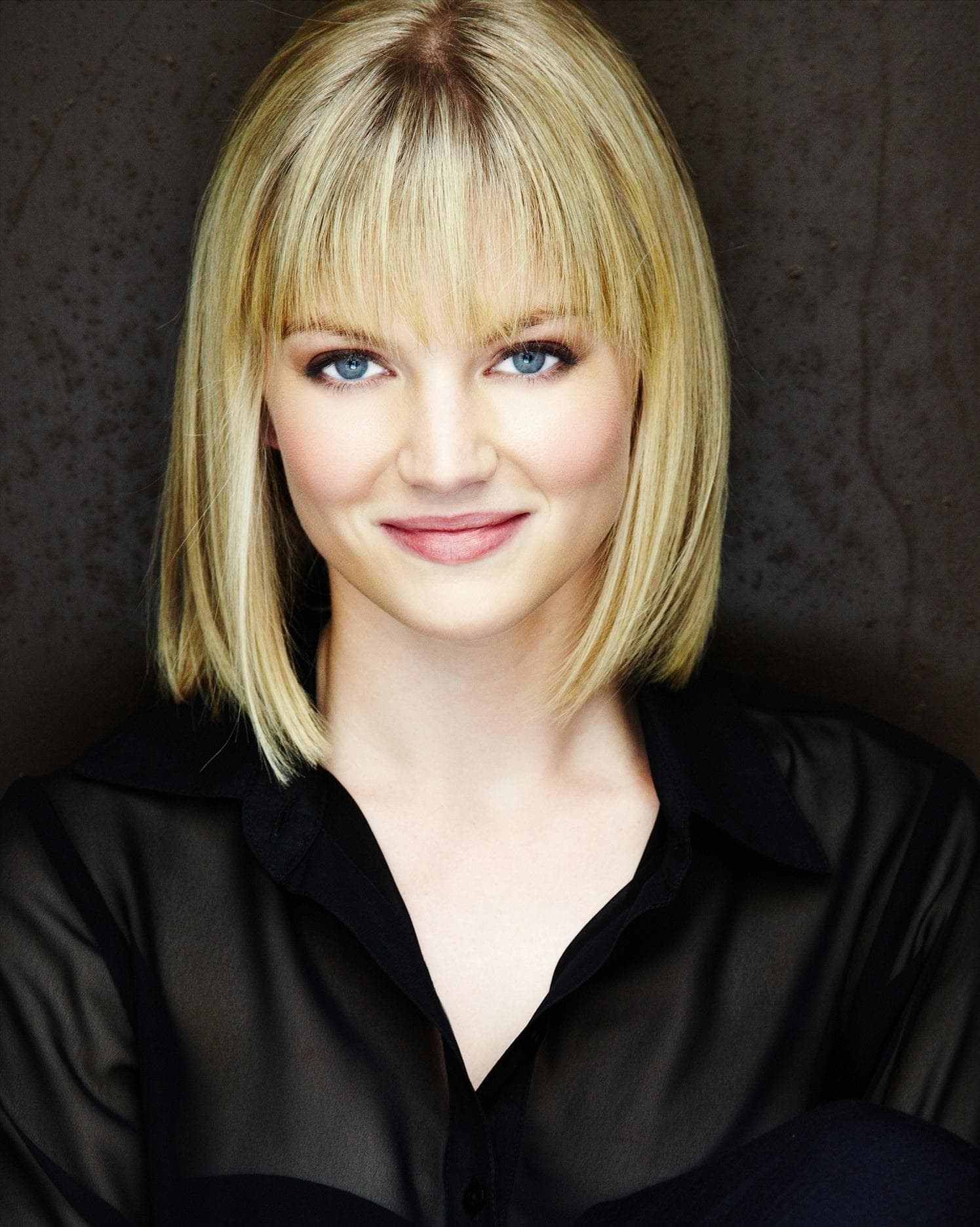 Cariba Heine Wallpaper