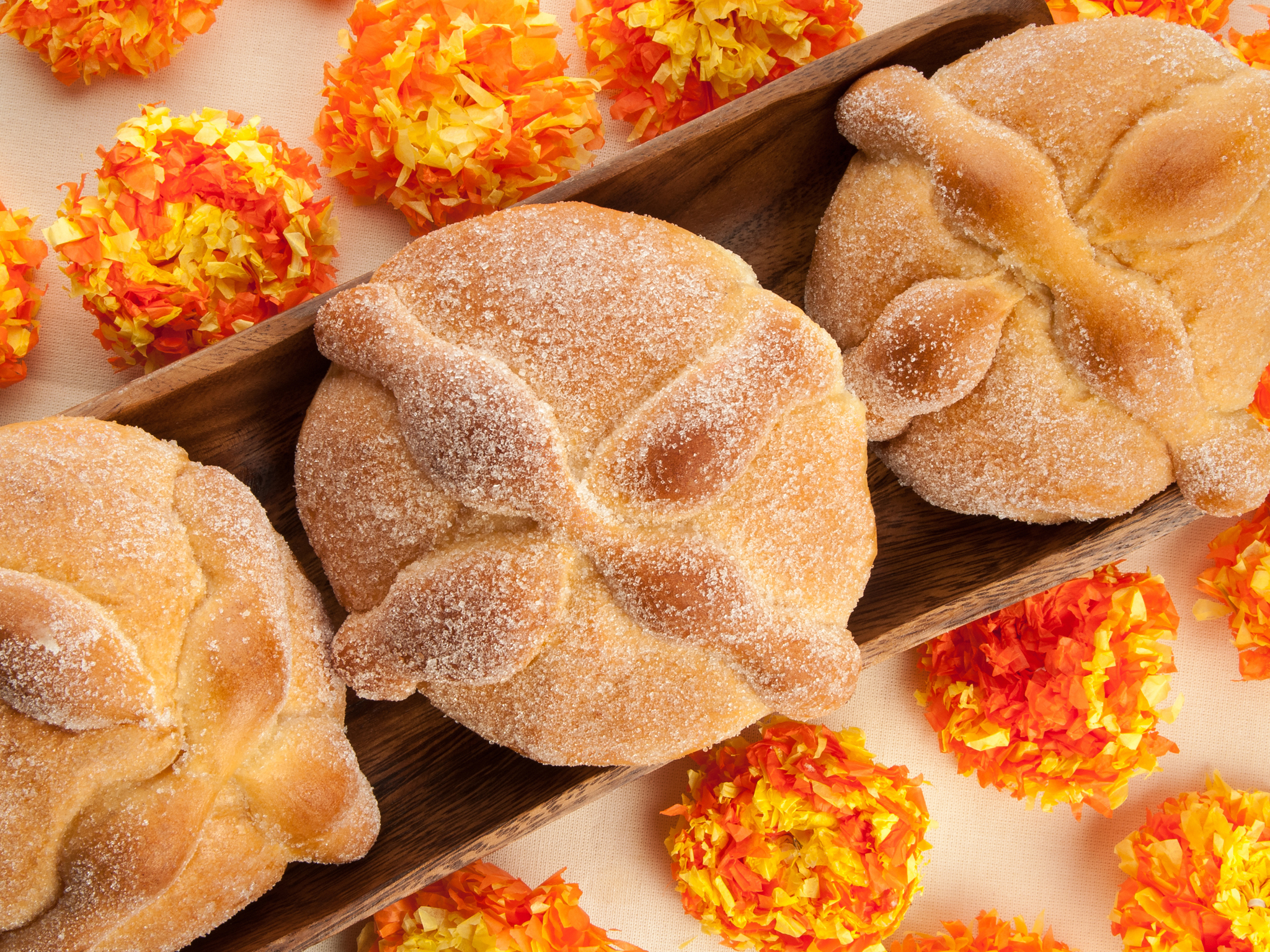 Pan de muerto, ofrendas, mariachi y antojitos en el Festival México Vivo y Querido