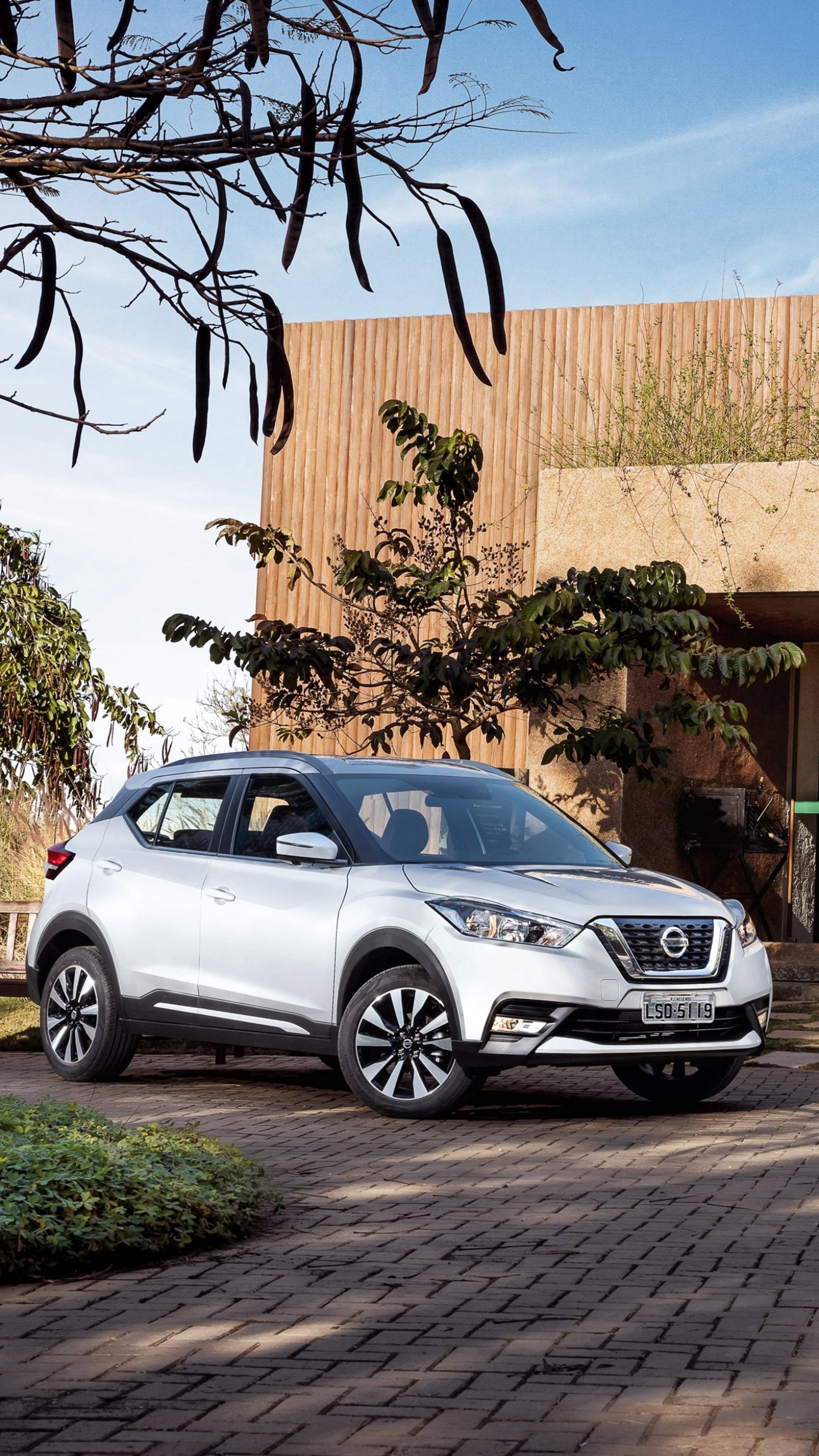 nissan kicks wallpaper