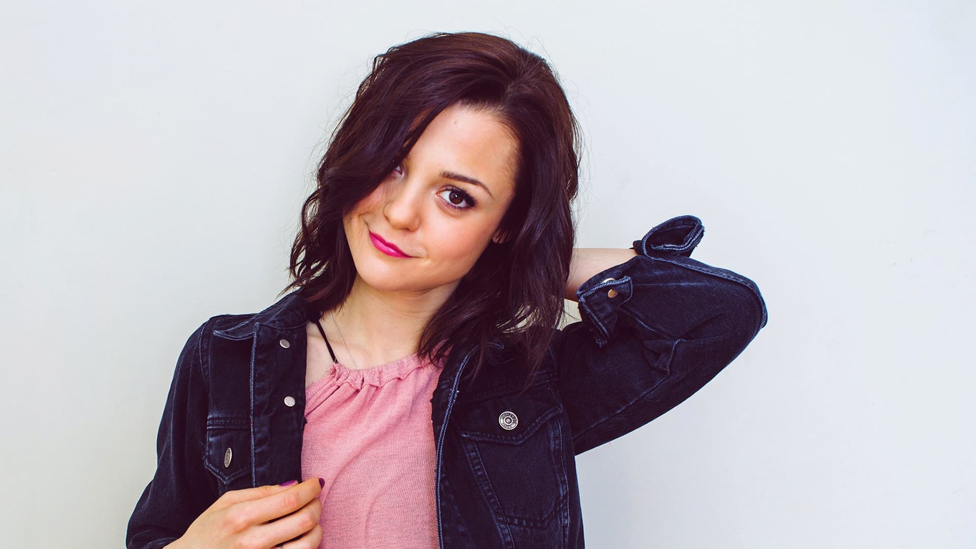 HD Kathryn Prescott Wallpaper