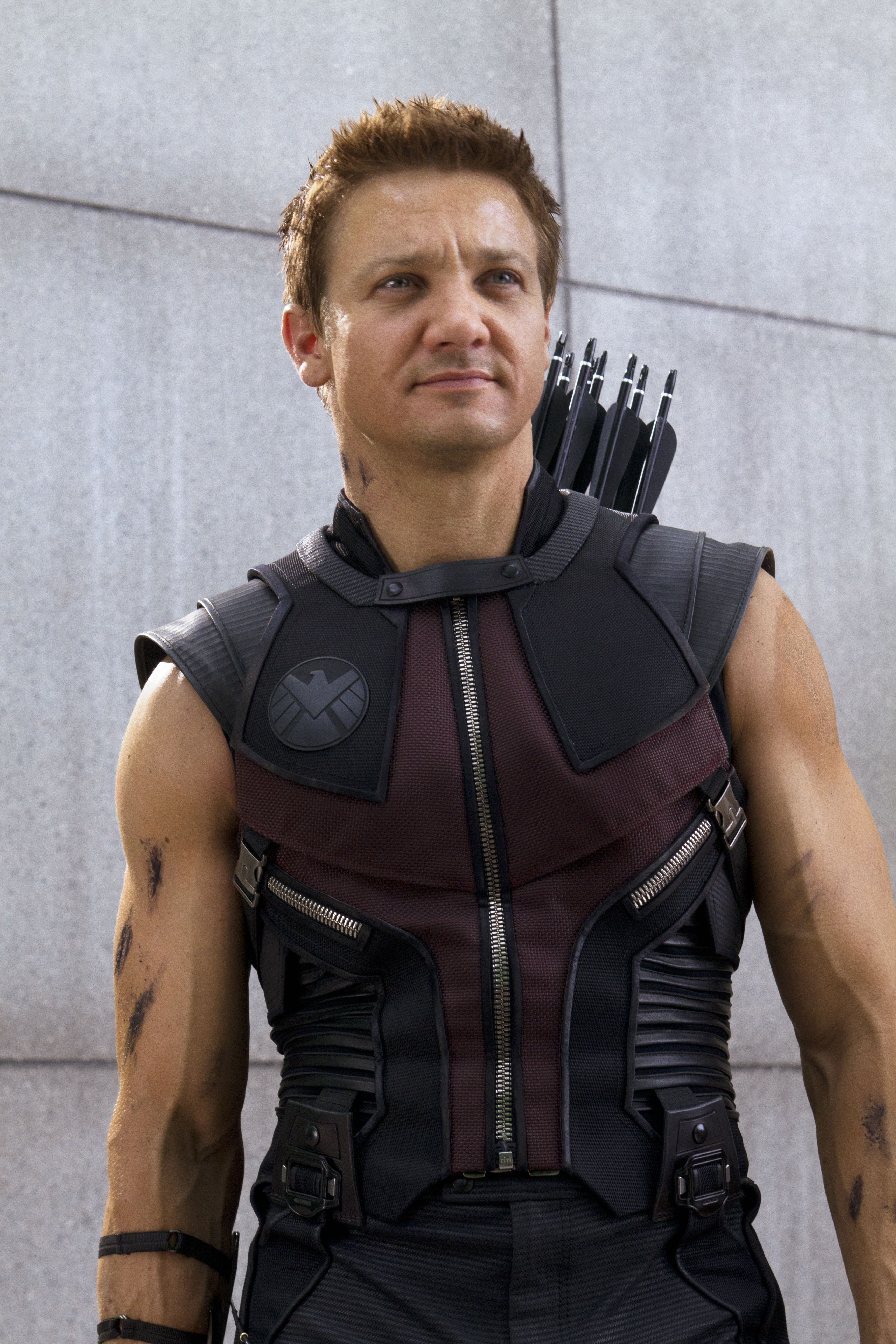 See All of the Picture From The Avengers!. Hawkeye avengers, Jeremy renner, Marvel hawkeye