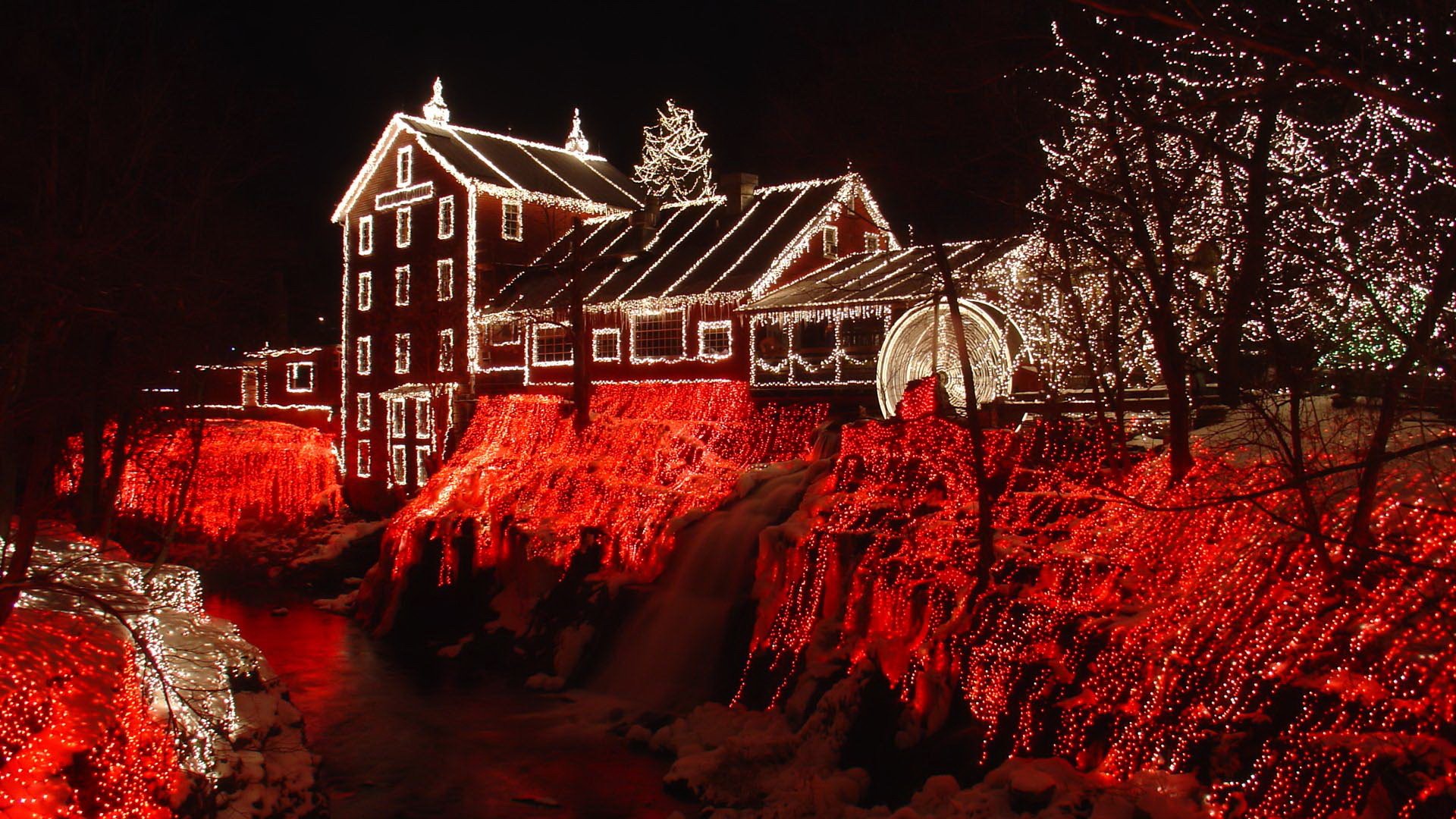 Christmas Lights, Cliffton Mill, Ohio HD Wallpaper