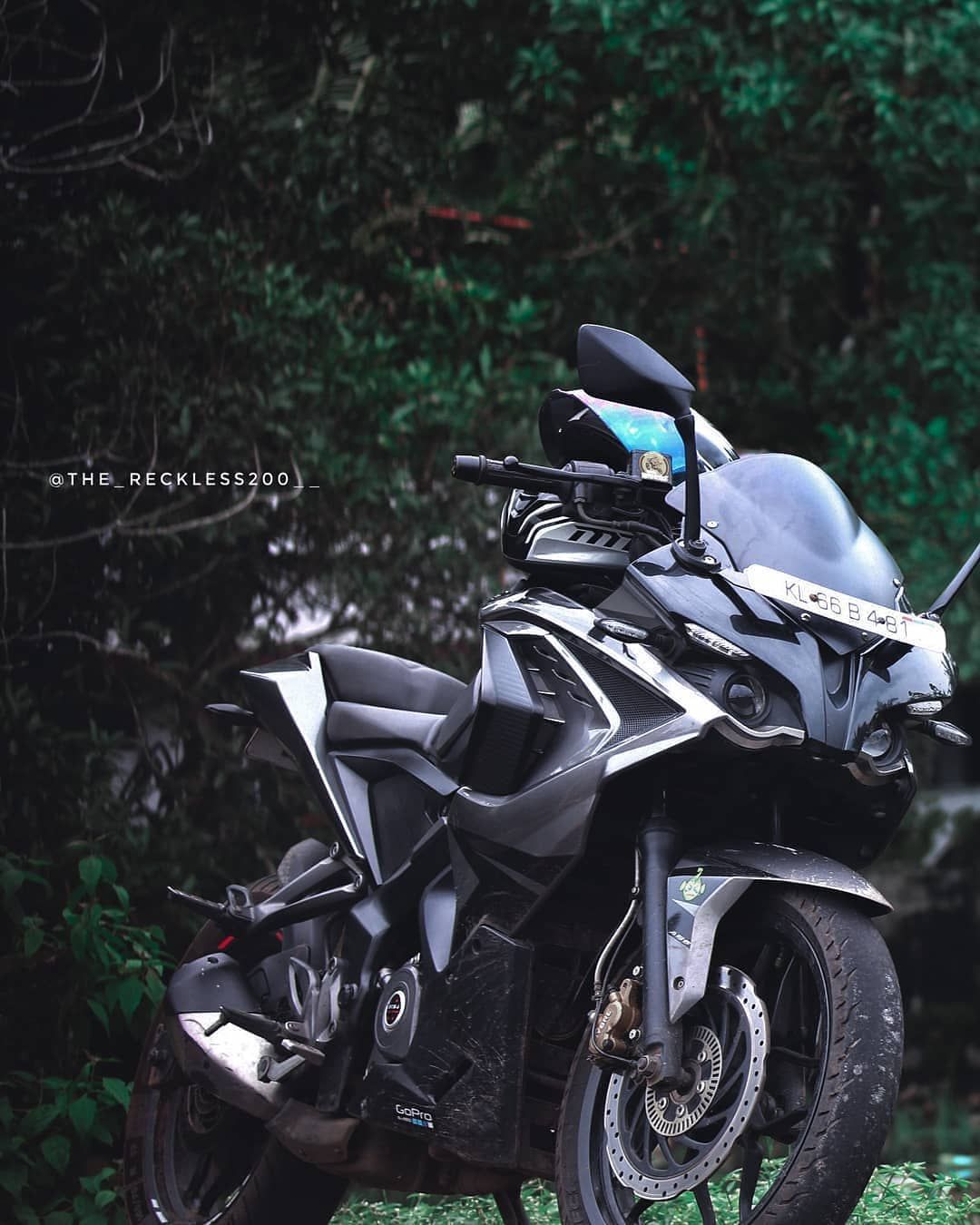 Im definitely capable of just enjoying riding my bike these days. Click by: riders rs_200. Bike pic, Pulsar, Bike photography