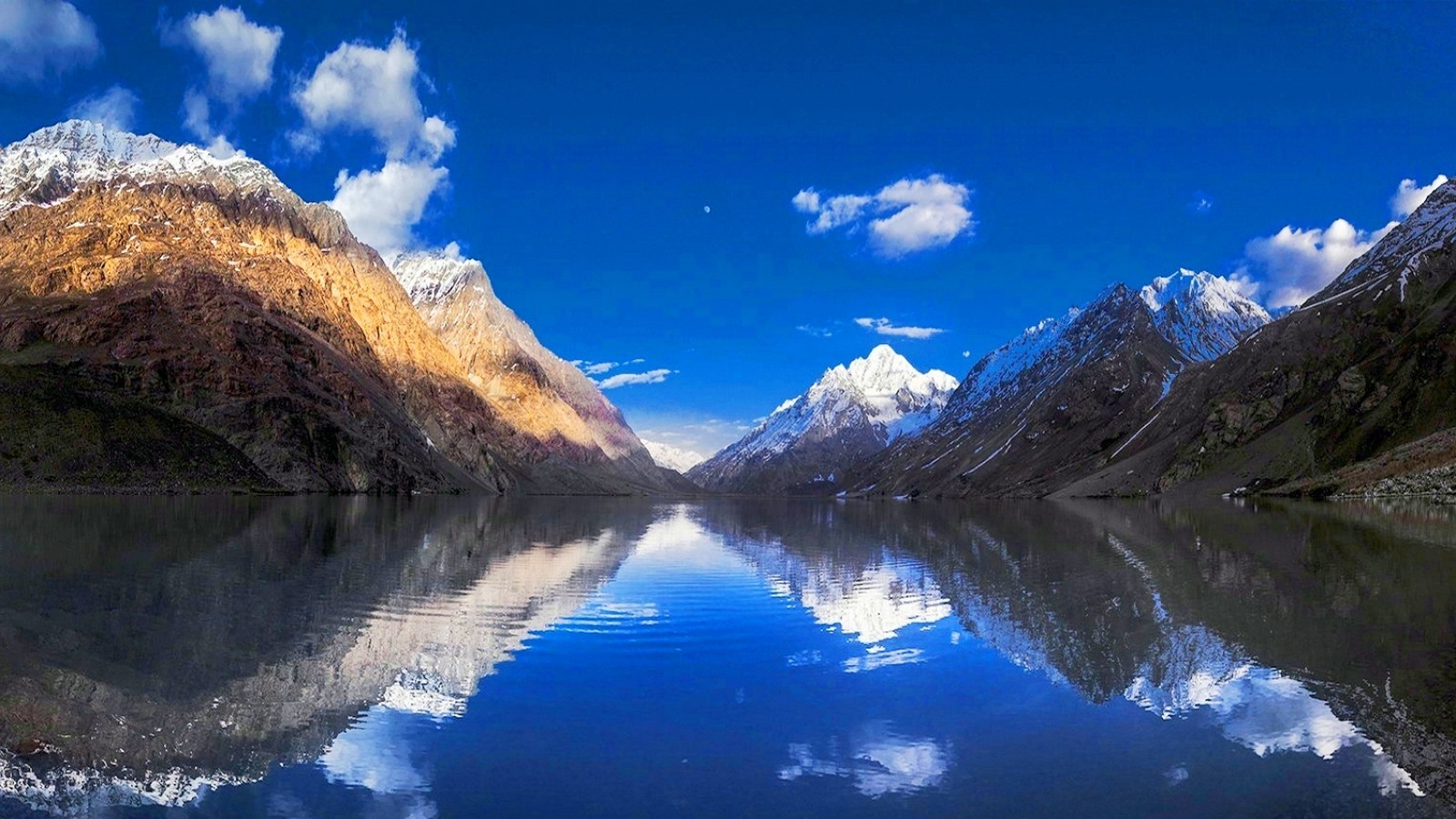 nature, Landscape, Mountain, Lake, Reflection, Snowy Peak, Clouds, Water, Blue, White, Pakistan Wallpaper HD / Desktop and Mobile Background