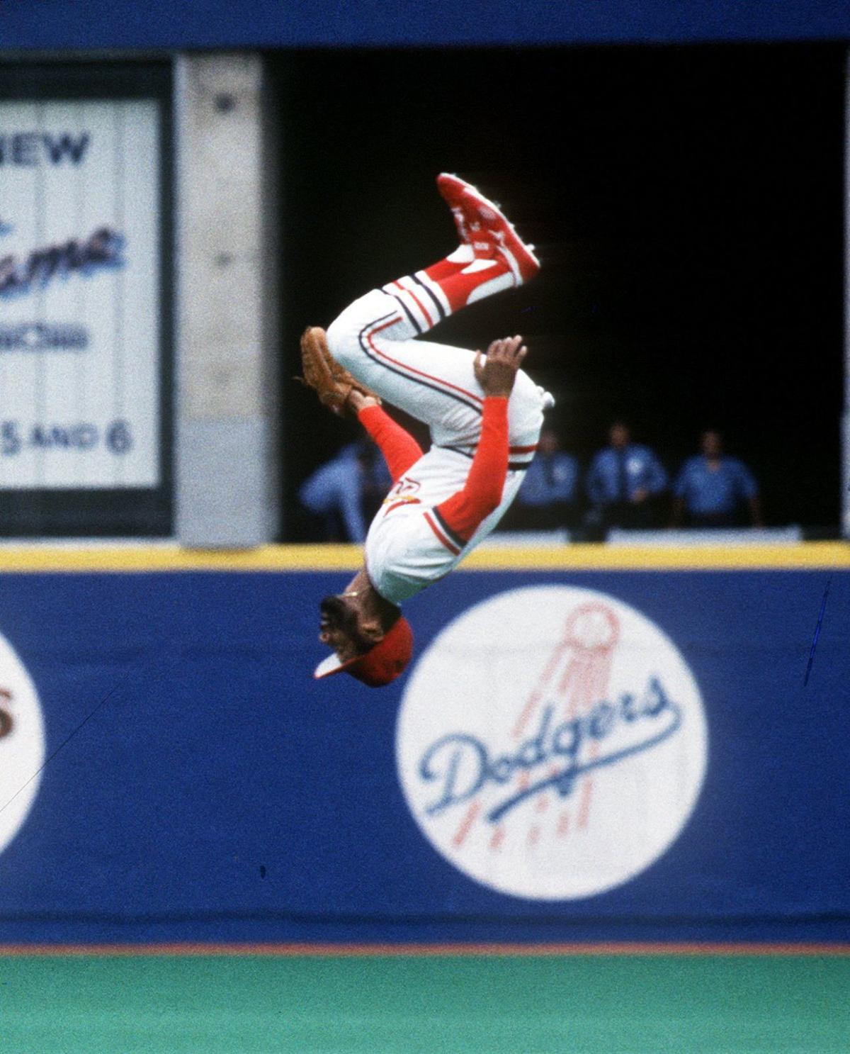 Download Ozzie Smith Photocard Wallpaper