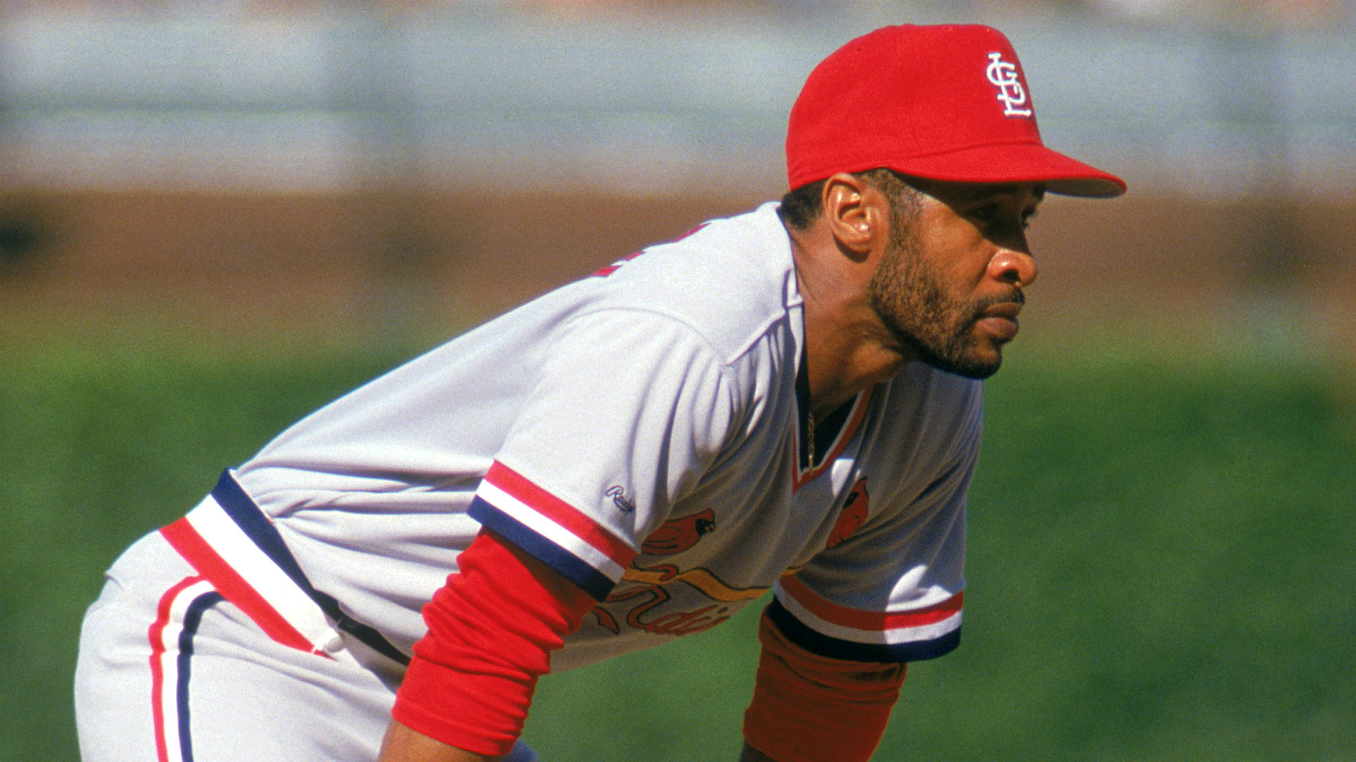 Ozzie Smith baffled by current hitters' approach to shifts.