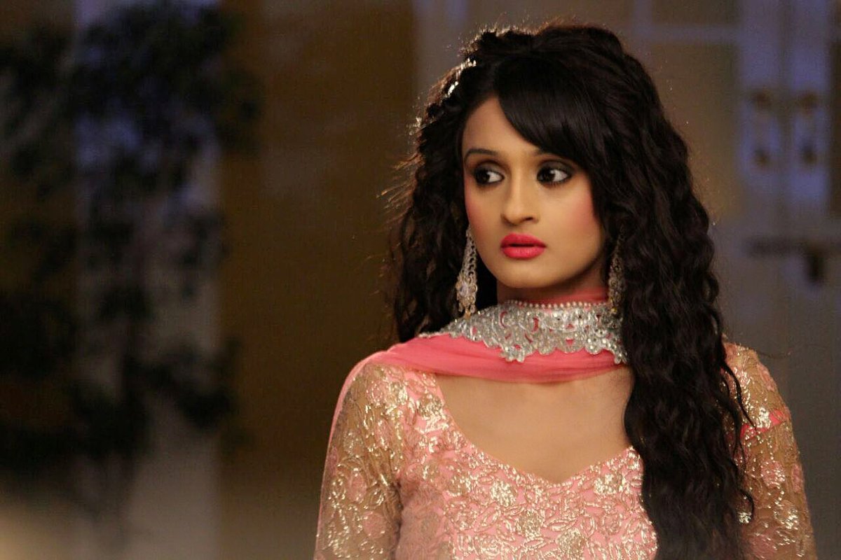 Shalini S Sahuta holi lovelies