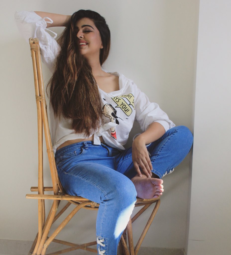 Shafaq Naaz Hot In Bikini Image New HD Picture