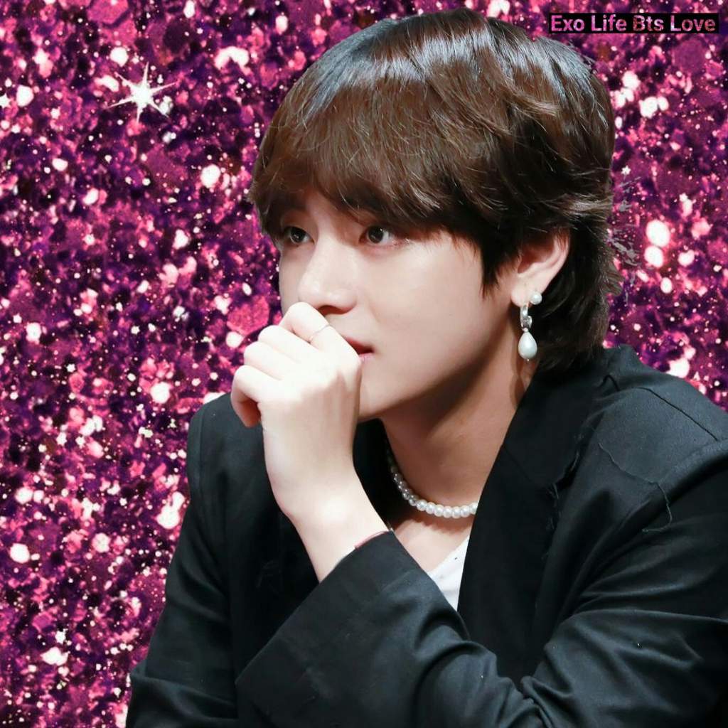 Bts V Wallpaper Exo Life Bts Love #exolife_btslove #v #btsv #vbts #tae # taetae #btstae #taehyung #kimtaehyung #bts #bangtanboys #wallpaper #btswallpaper #브이 #김태형 #태형 #방탄소년단. ARMY's Amino