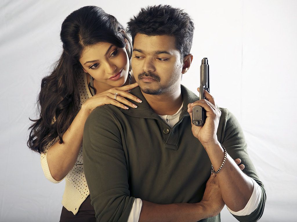 Thuppakki Wallpaper