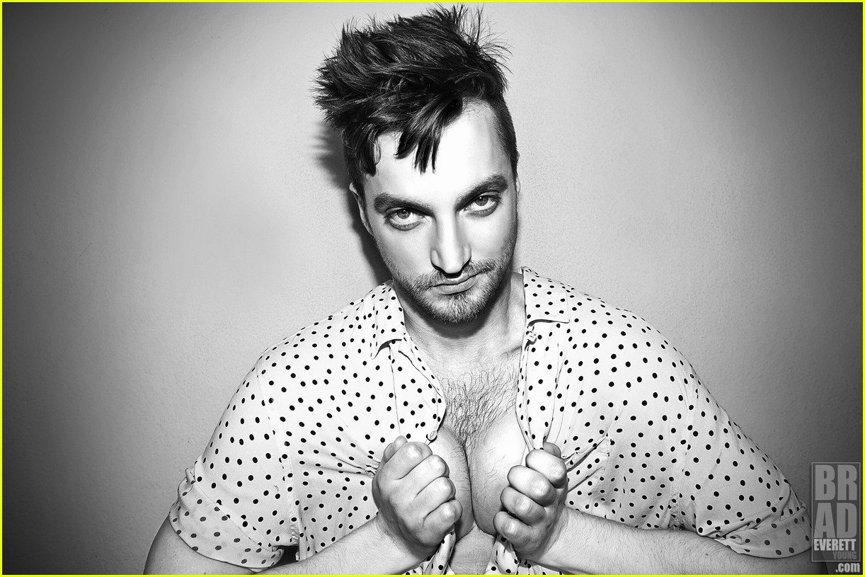 The 100's Richard Harmon Poses for a Hot New Photo Shoot!: Photo 4467010. Richard Harmon Picture