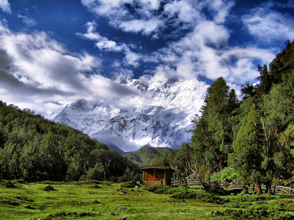 mesmerizing photographs of the Fairy Meadows