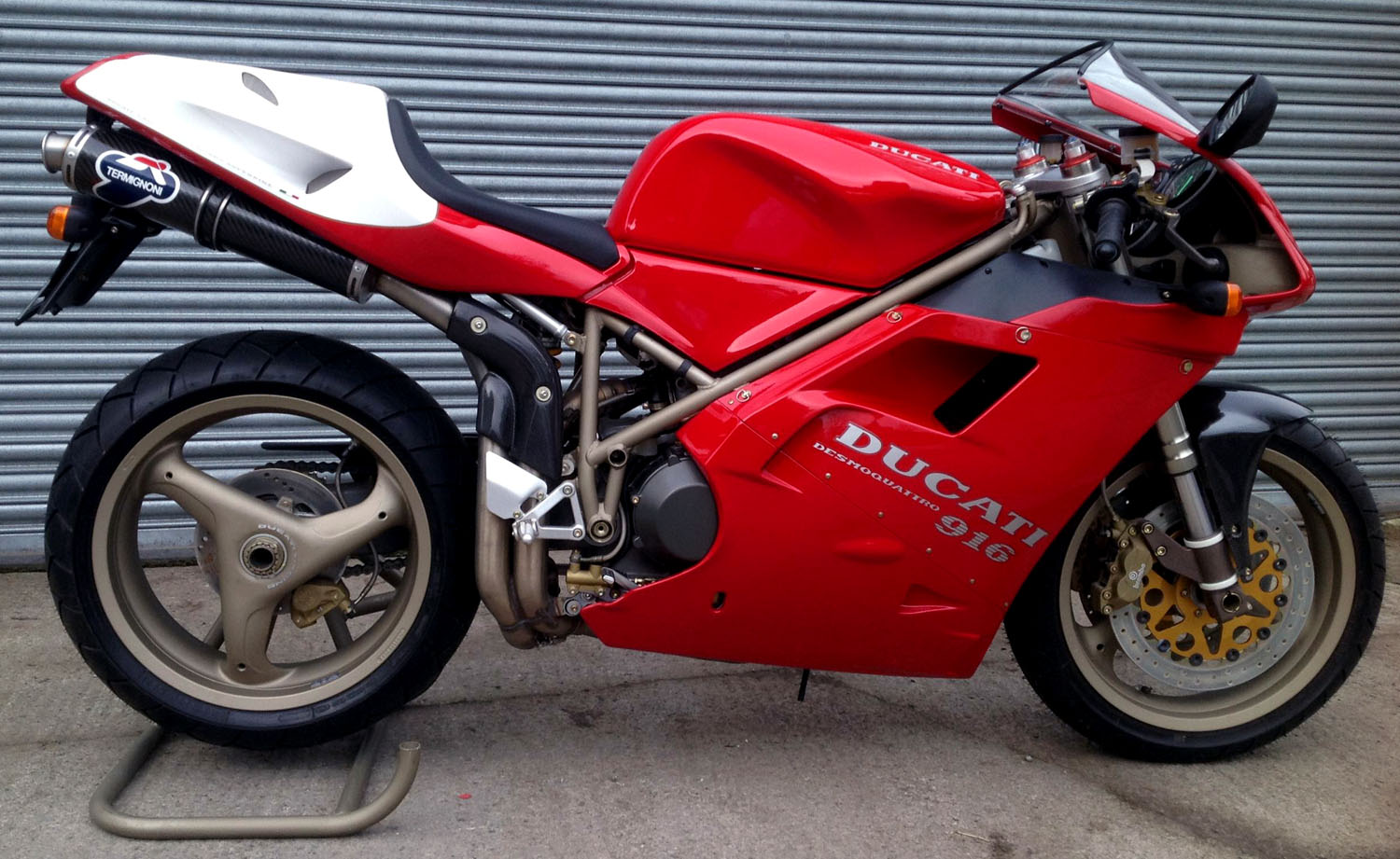 OddBike: Ducati 916 SP SPS Desmoquattro Superbikes