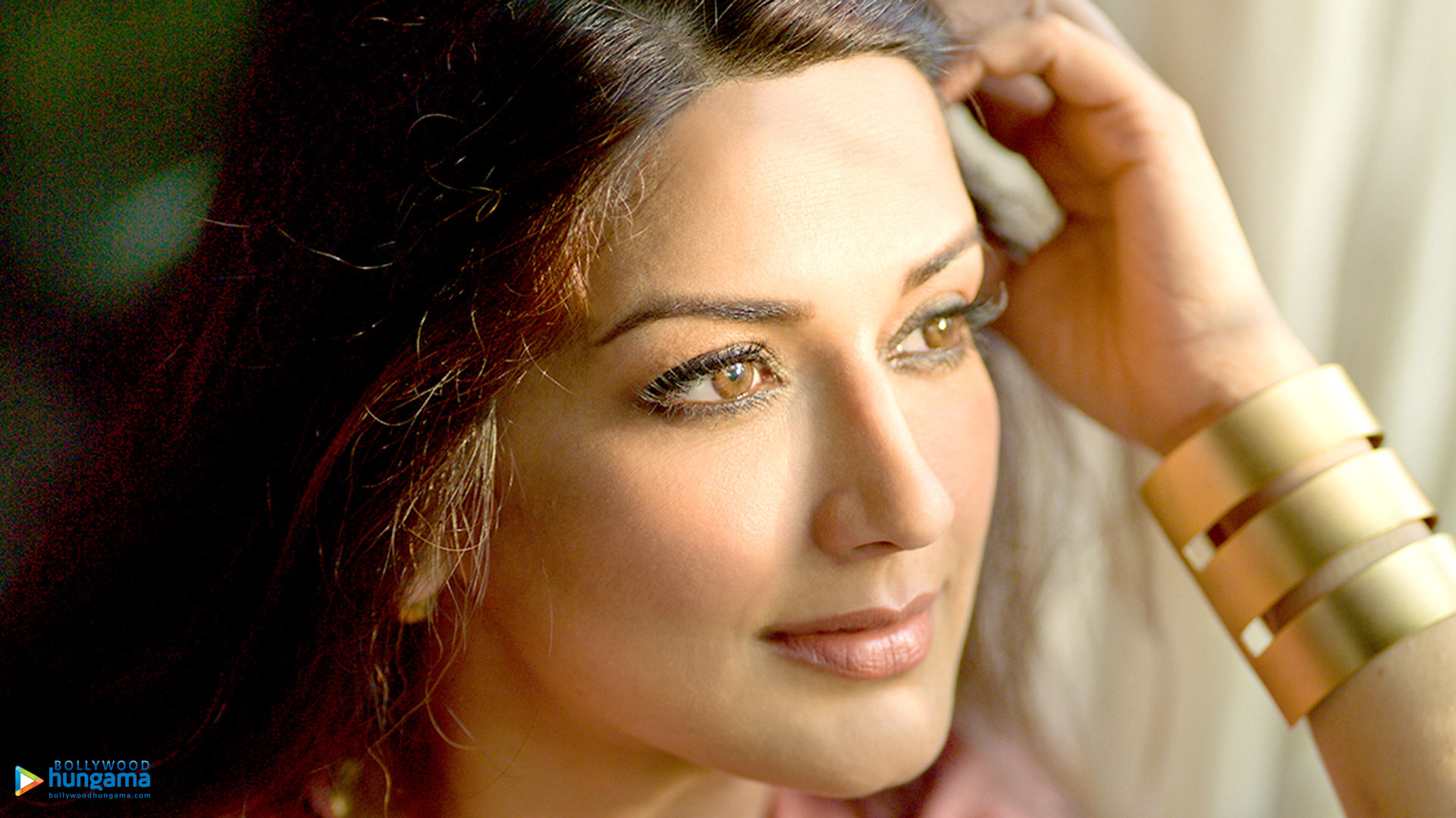 Sonali Bendre Wallpaper. Sonali Bendre 13