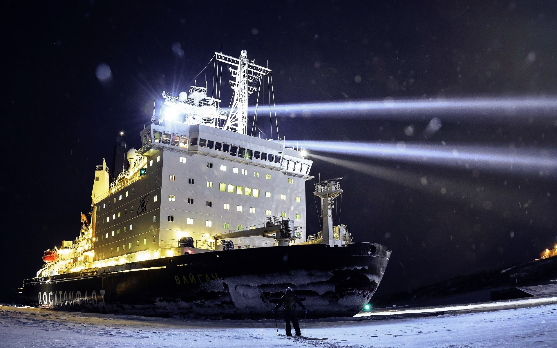 Wallpaper, Antarctica, icebreakers, ship, ice, snow, cold, snowing, men, night, lights, Russian 1920x1200