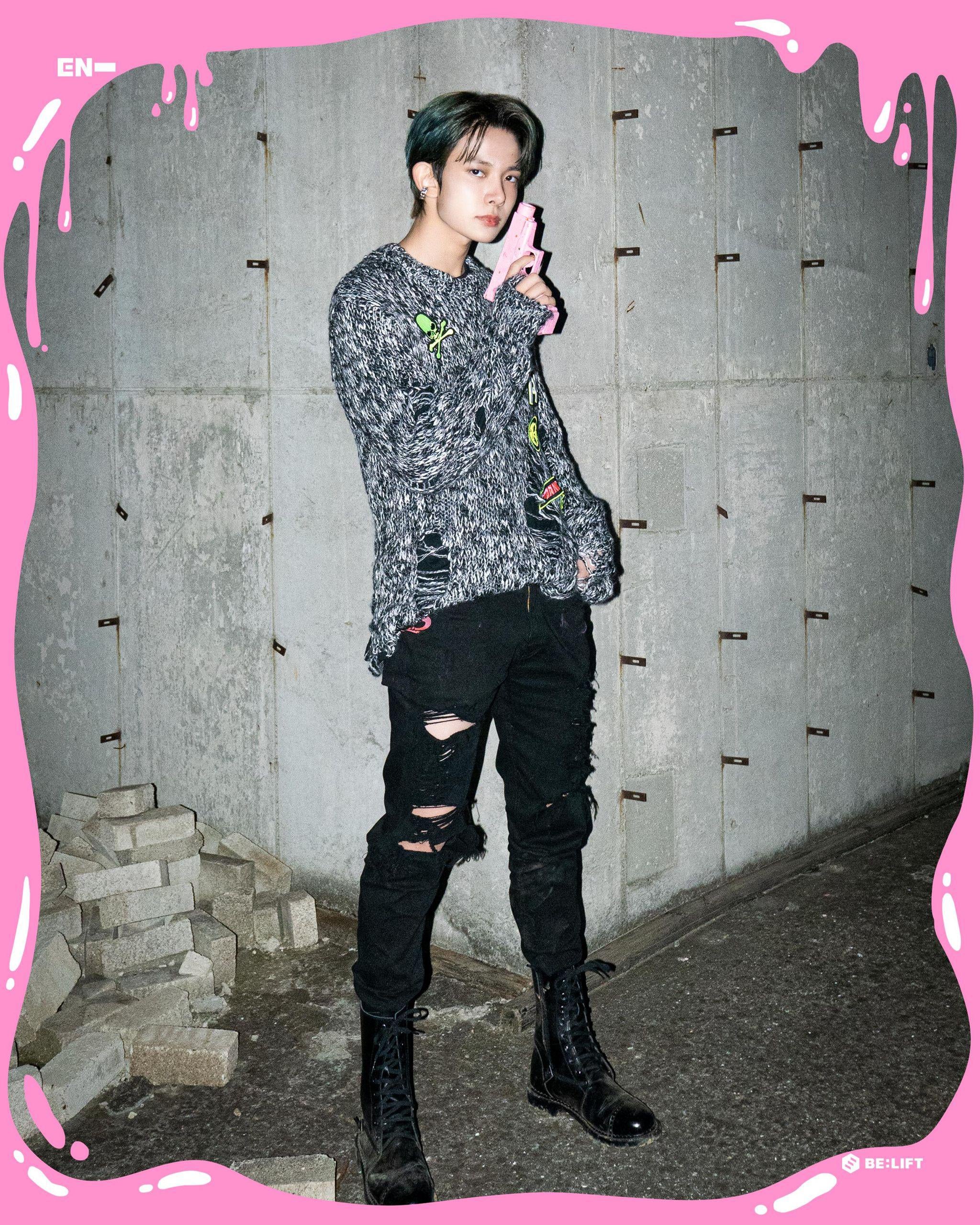 Weverse: ENHYPEN 'Upper Side Dreamin' Halloween Edition 'Ghost Busters' Photo: enhypen