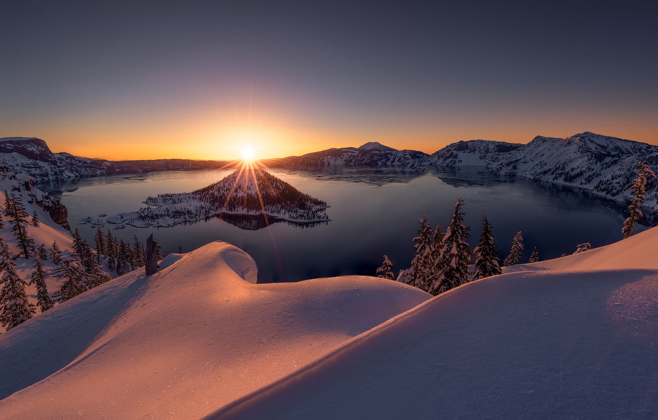 Wallpaper winter, snow, sunset, lake, Oregon, the snow, Oregon, Crater Lake, Crater Lake National Park, Crater Lake, National Park crater Lake image for desktop, section пейзажи