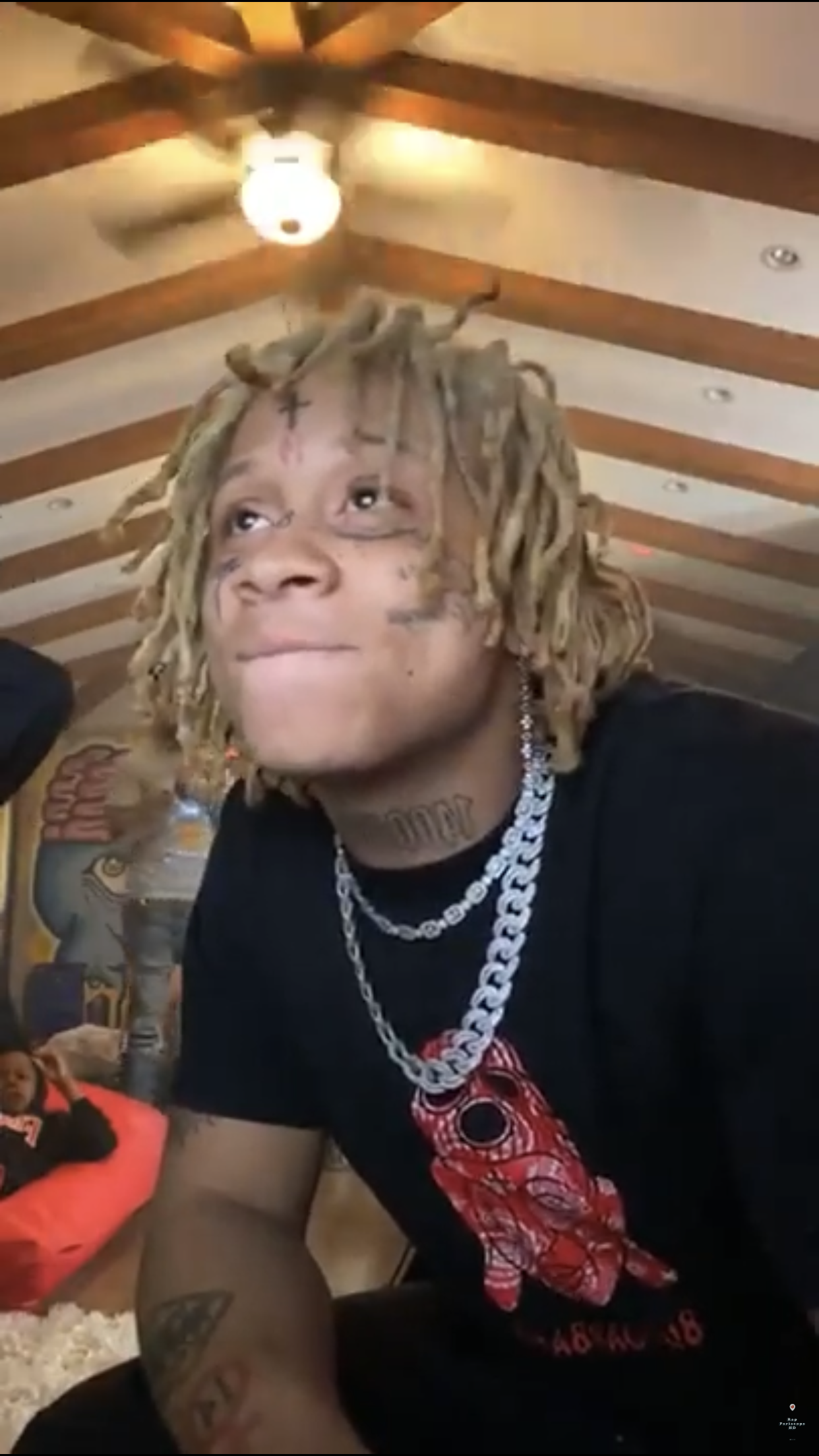 versacemxmi. Trippie redd, Cute rappers, Boys with curly hair