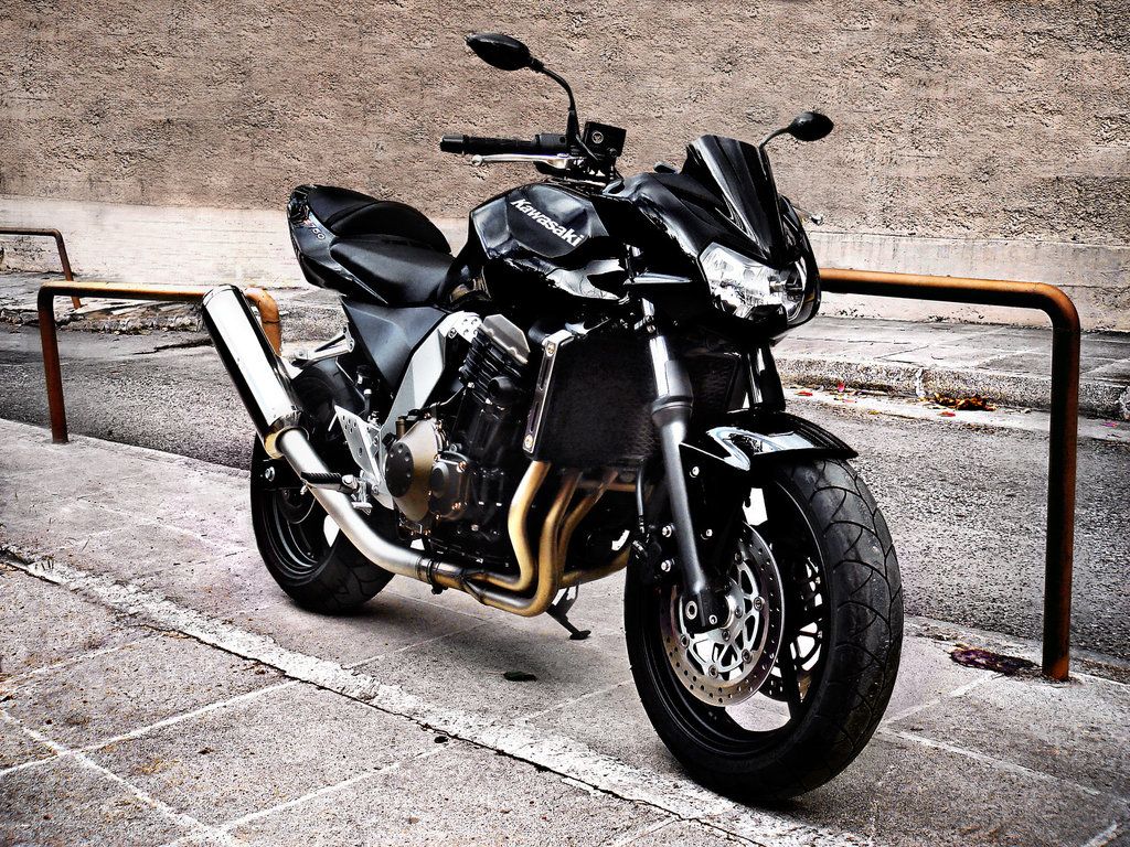 Kawasaki z750 Hot Wallpaper and Picture Gallery. Kawasaki, Motorcycle riders, Sport bikes