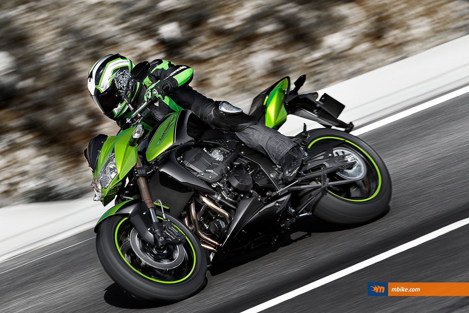 Kawasaki Z 750 R Wallpaper